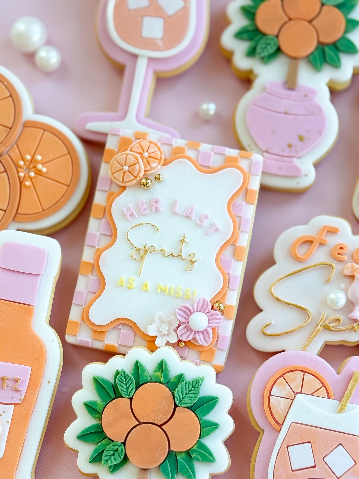 Wavy Border (Her Last Spritz) - Cookie Stamp and Cutter