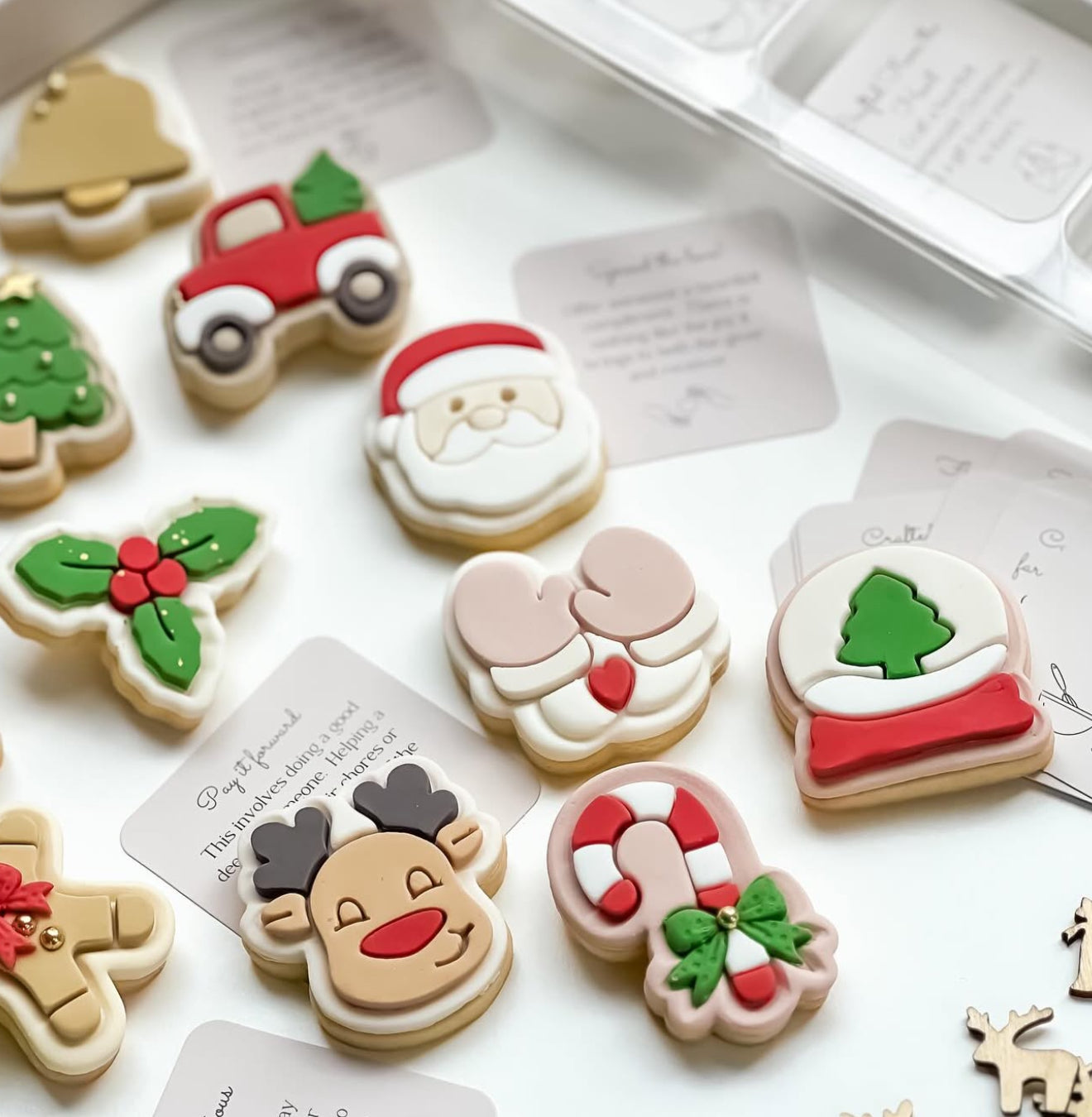 Mini Dasher (reindeer) - Cookie Stamp and Cutter