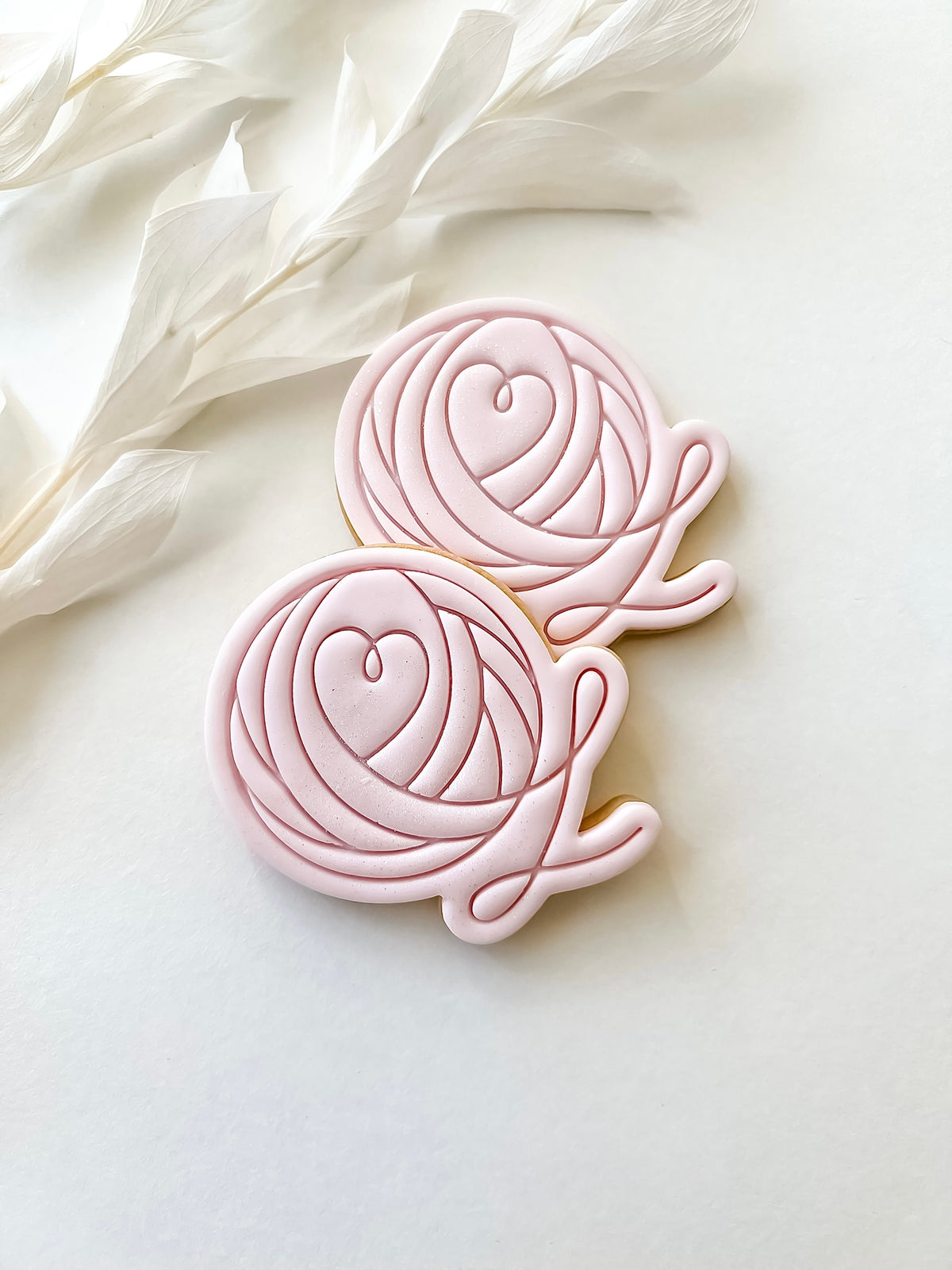 Yarn Ball - Cookie Stamp & Cutter - Perfect for Fondant and Sugar Cookies