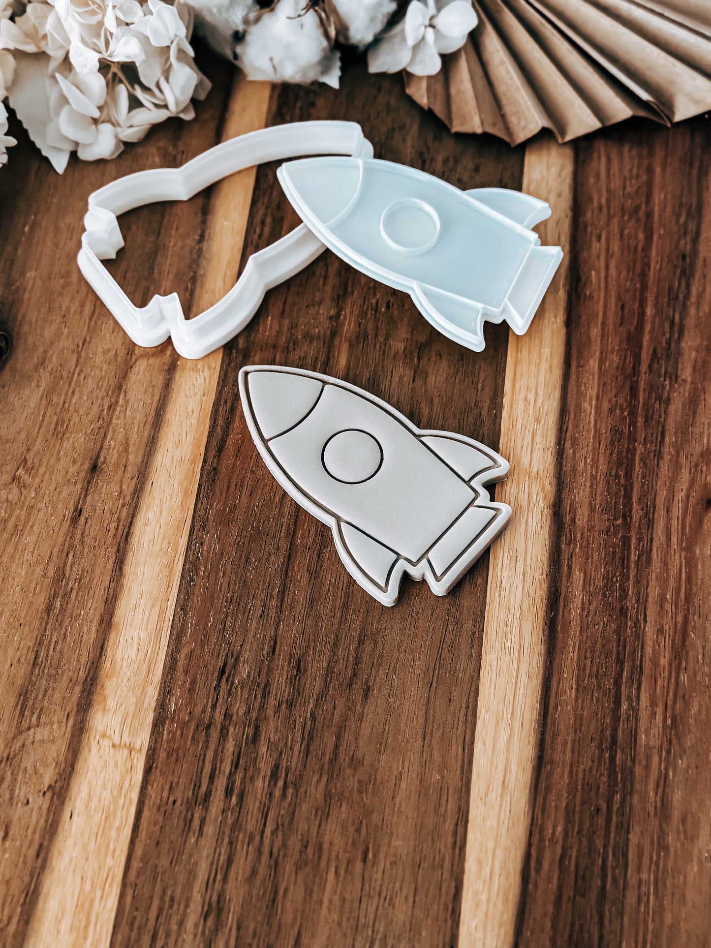 Space Rocket - Stamp and Cutter - Perfect for Fondant & Sugar Cookies