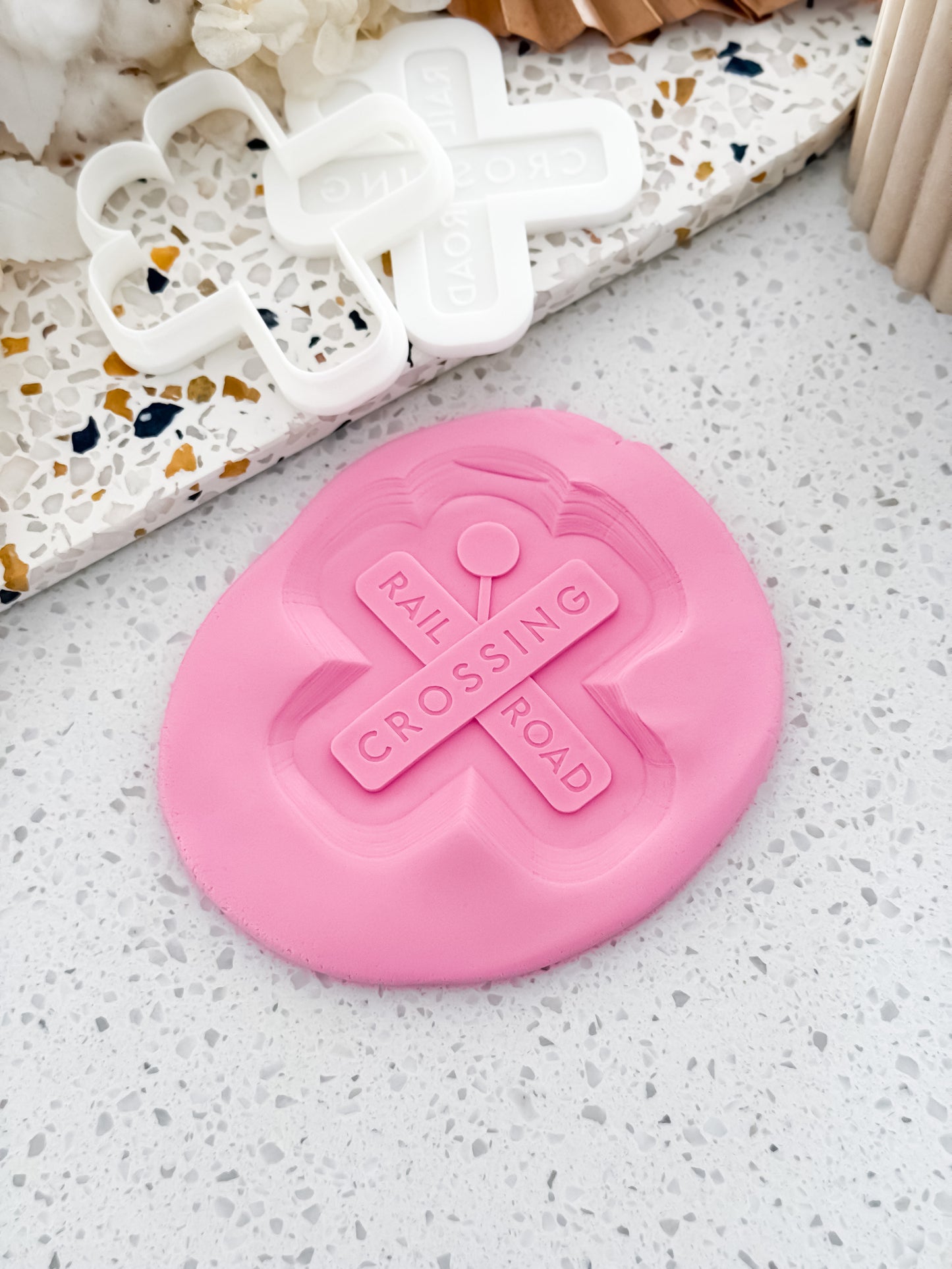 Rail Road Crossing Stamp & Cutter - Perfect for Fondant & Sugar Cookies