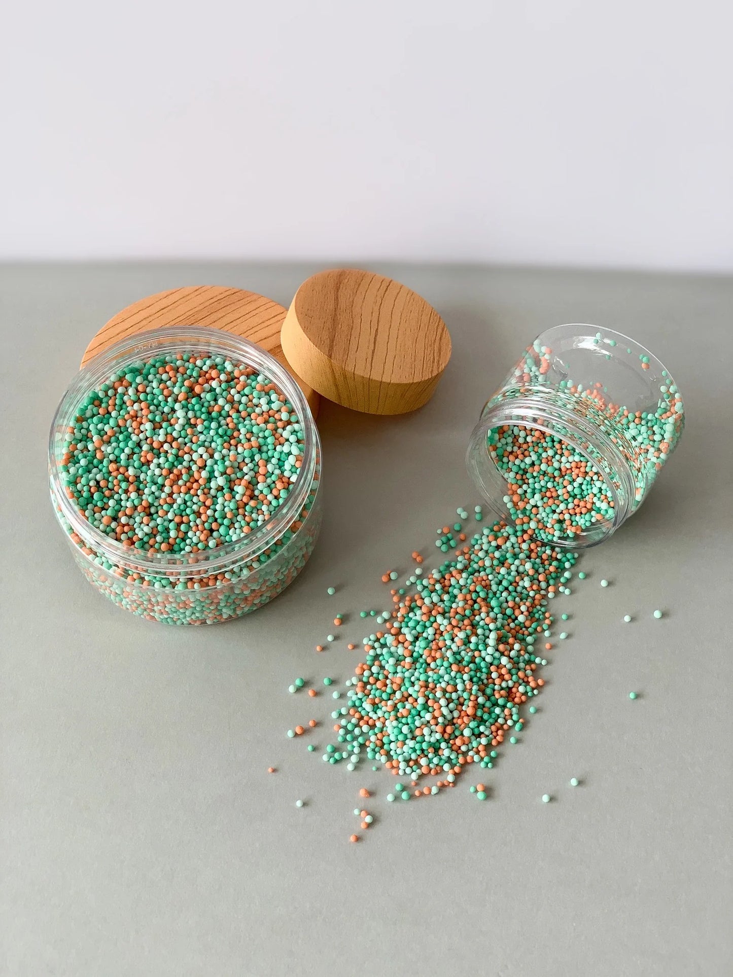 Christmas Mint – Edible Sprinkles for Cakes, Cookies & Cupcakes