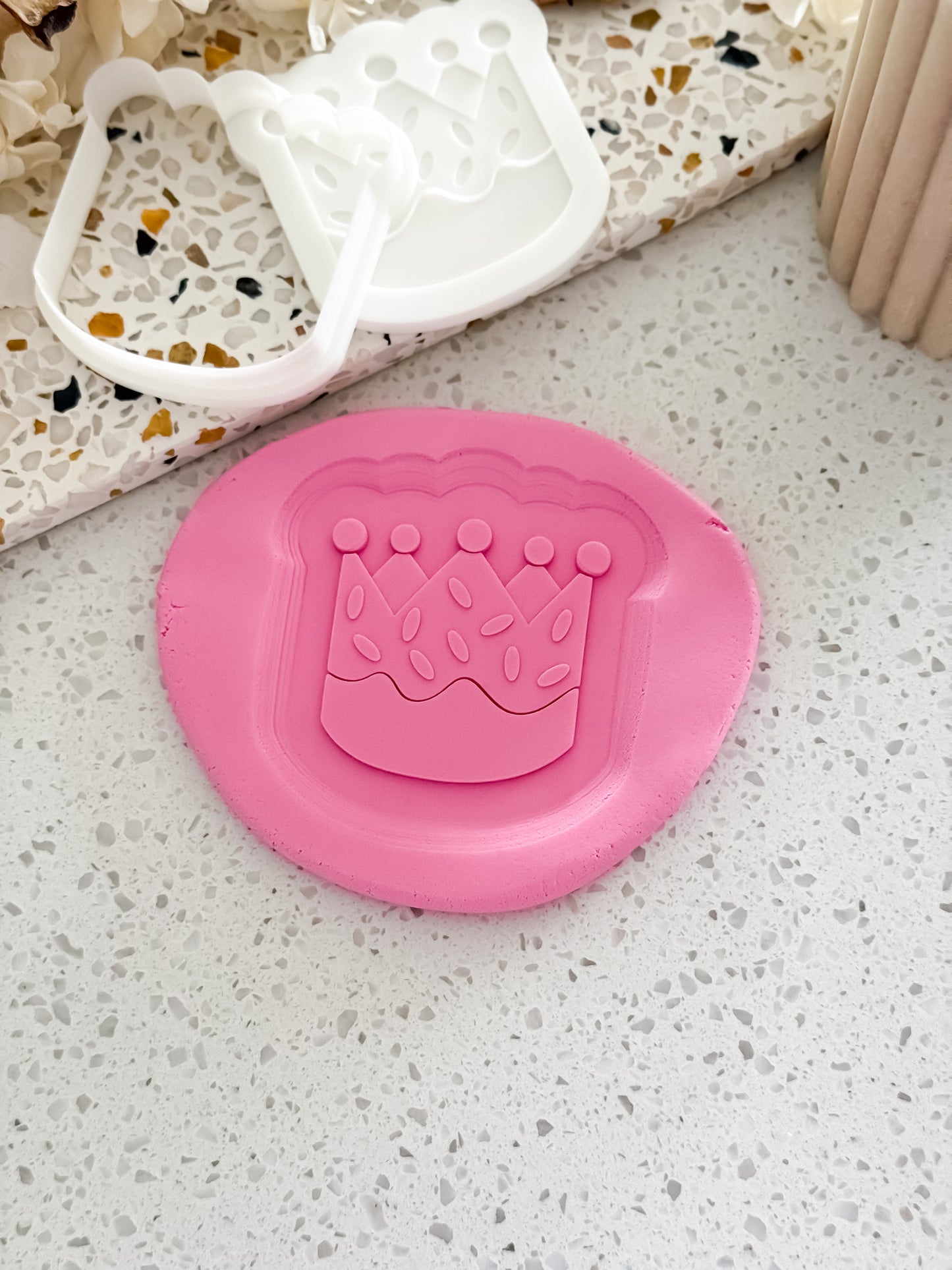 Crown (Ice Cream) Stamp & Cutter - Perfect for Fondant & Sugar Cookies