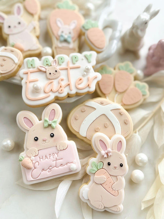 Sunny Bunny (Holding Carrot) - Cookie Stamp and Cutter