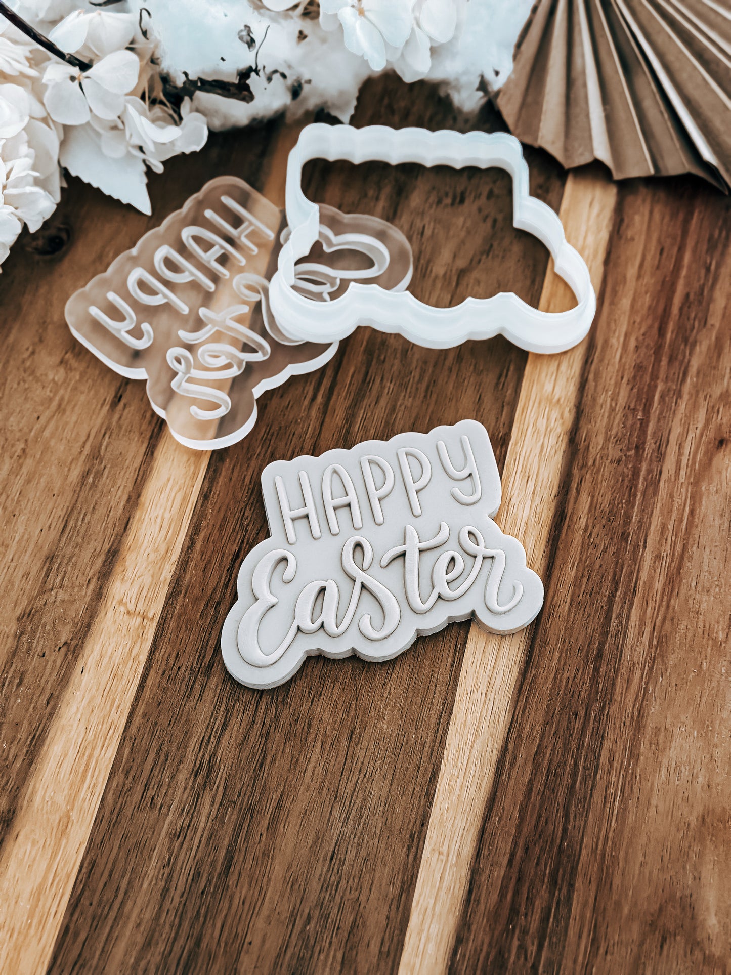 Happy Easter (Classic) 'UP' - Cookie Stamp & Cutter - Ideal for Fondant & Sugar Cookies