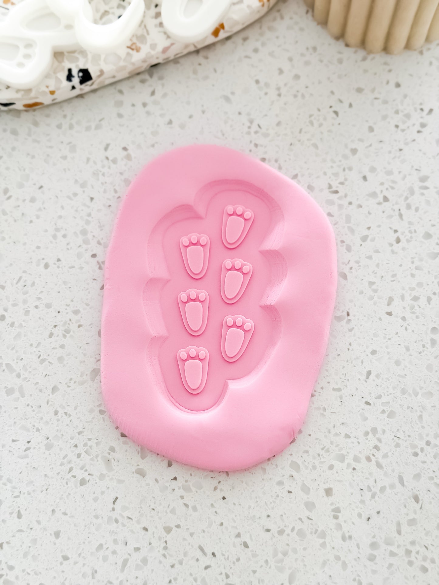 Easter Bunny Paw Print Stamp & Cutter - Perfect for Fondant & Sugar Cookies