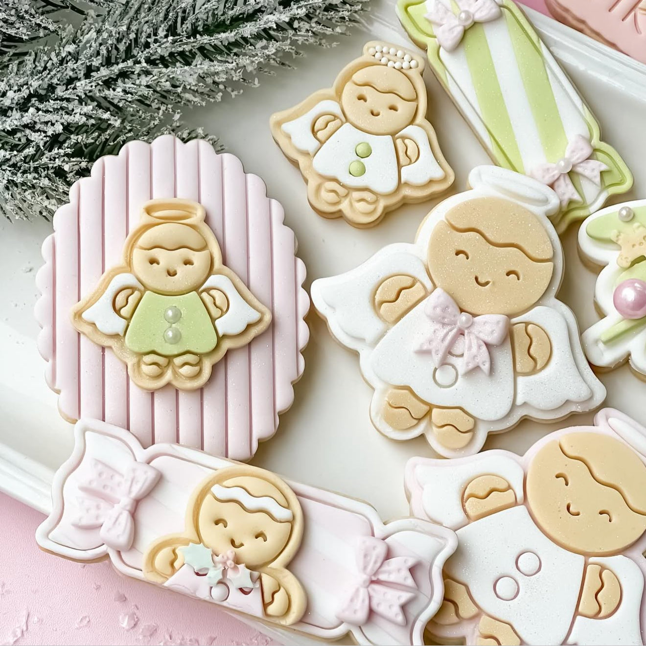 Mini Gingerbread (Angel) - Cookie Stamp and Cutter