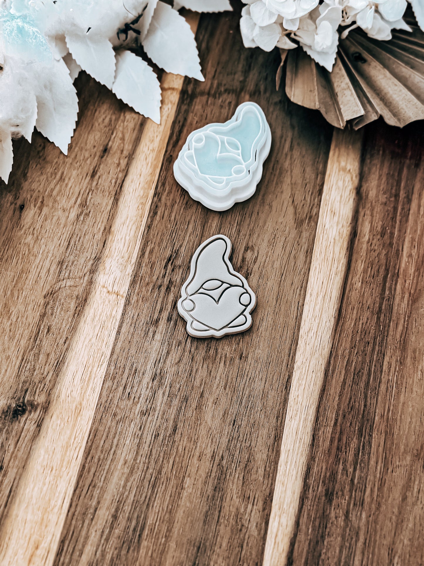 Mini Love Gnome - Cookie Stamp and Cutter - Ideal for Fondant & Sugar Cookies