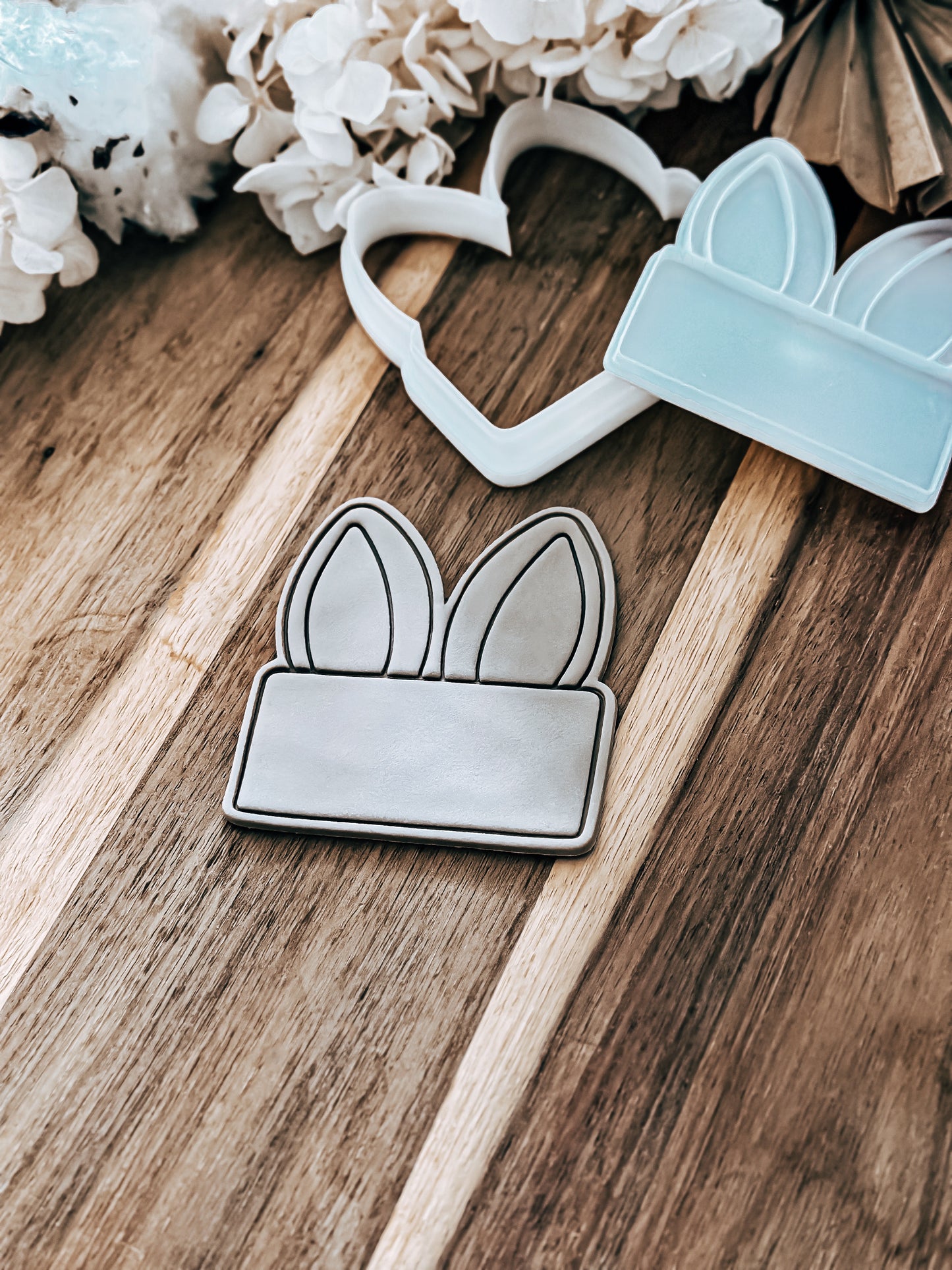 Bunny Ears (Plaque) - Cookie Stamp and Cutter - Ideal for Fondant & Sugar Cookies