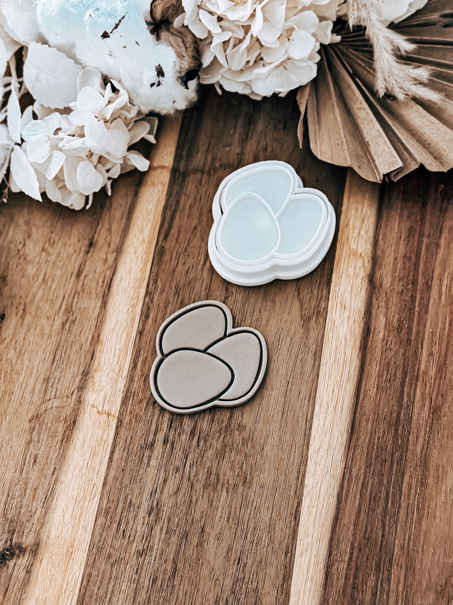 Mini 3 Eggs - Cookie Stamp and Cutter - Ideal for Fondant & Sugar Cookies