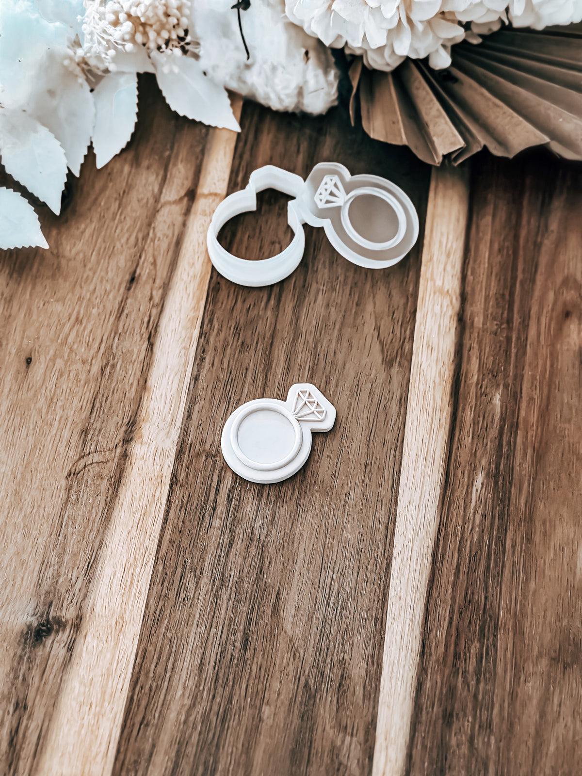 Mini Diamond Ring 'UP' Stamp & Cutter - Perfect for Fondant & Sugar Cookies