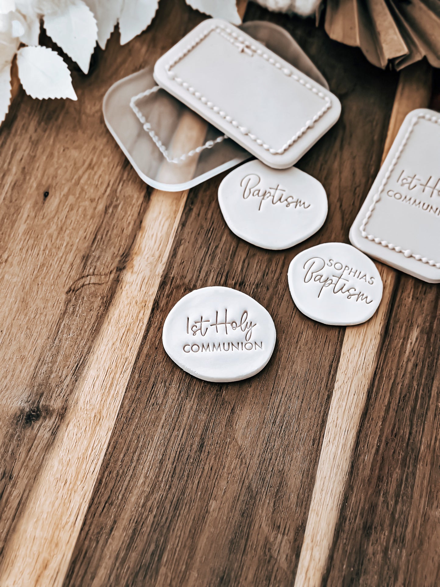 Rosary Border 'UP' RANGE Stamp and Cutter – Perfect for Fondant, Sugar Cookies & Baking