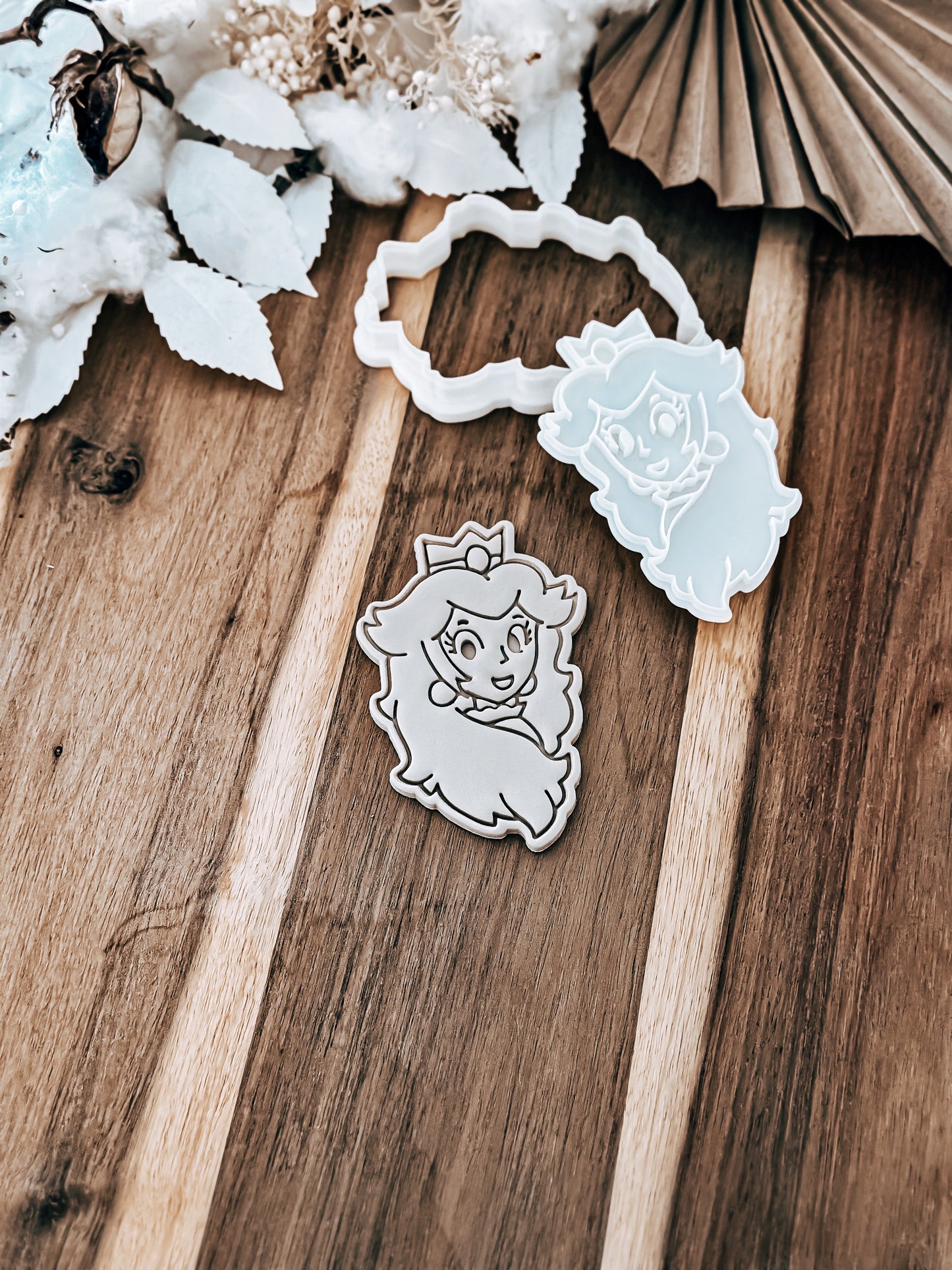 Royal Rescue Princess Stamp and Cutter - Perfect for Fondant & Sugar Cookies