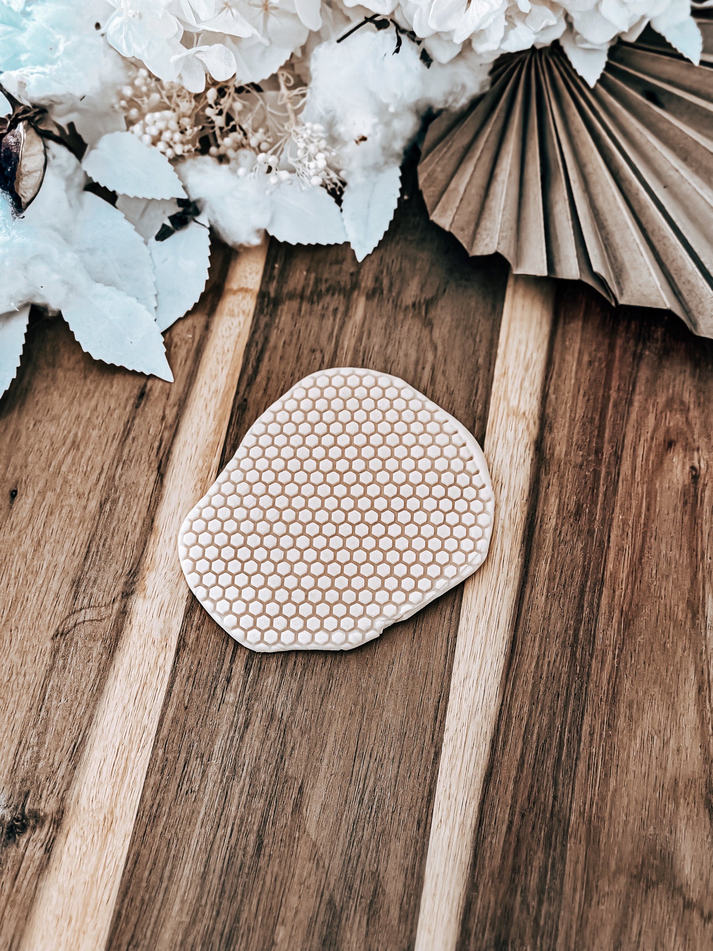 Honeycomb (SMALL) 'UP' Pattern - Cookie Stamp - Ideal for Fondant & Sugar Cookies