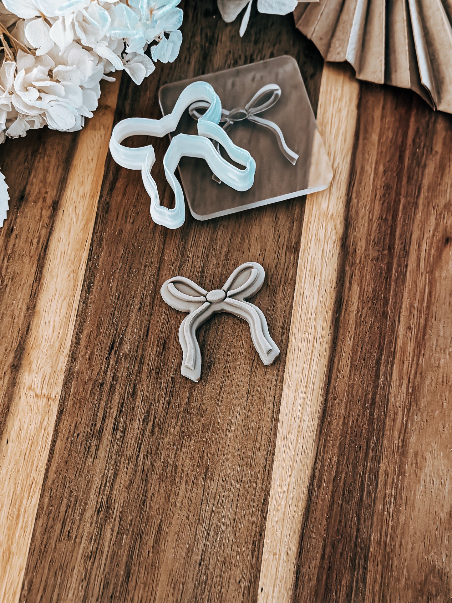 Mini Bow (Skinny Ribbon) - Cookie Stamp and Cutter - Fondant & Sugar Cookies