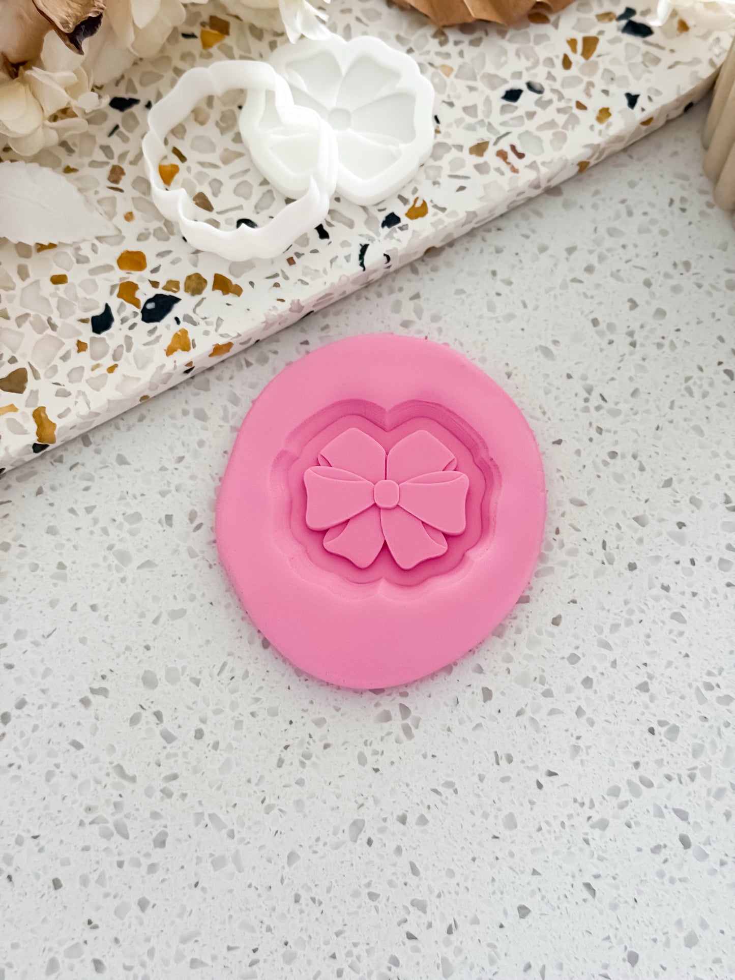 Mini Rosette Bow Stamp & Cutter - Perfect for Fondant & Sugar Cookies