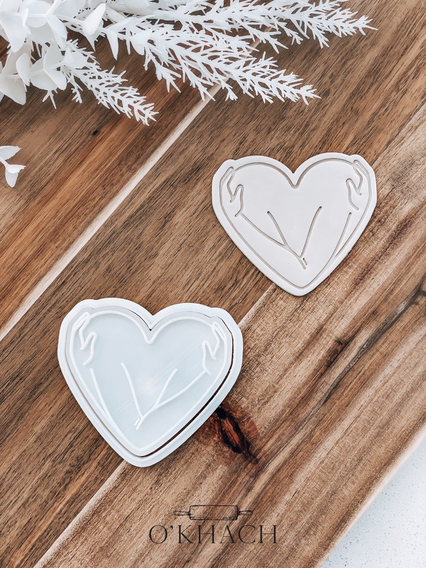 Arms Love - Cookie Stamp and Cutter - Ideal for Fondant & Sugar Cookies