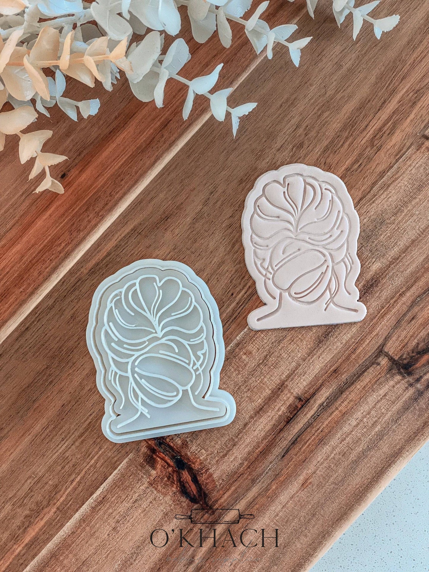 Bridal Bun Stamp & Cutter - Perfect for Fondant & Sugar Cookies