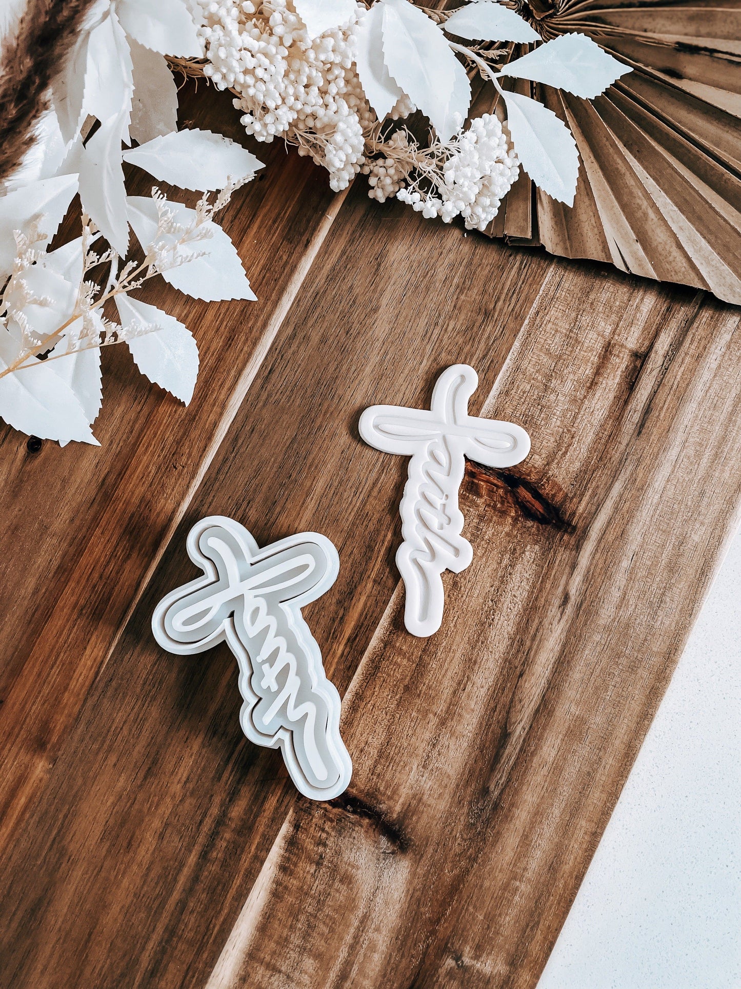 Faith Cross Stamp and Cutter – Perfect for Fondant, Sugar Cookies & Baking