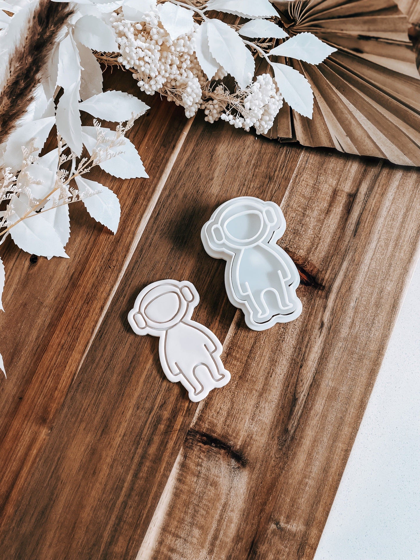 Space Alien - Stamp and Cutter - Perfect for Fondant & Sugar Cookies