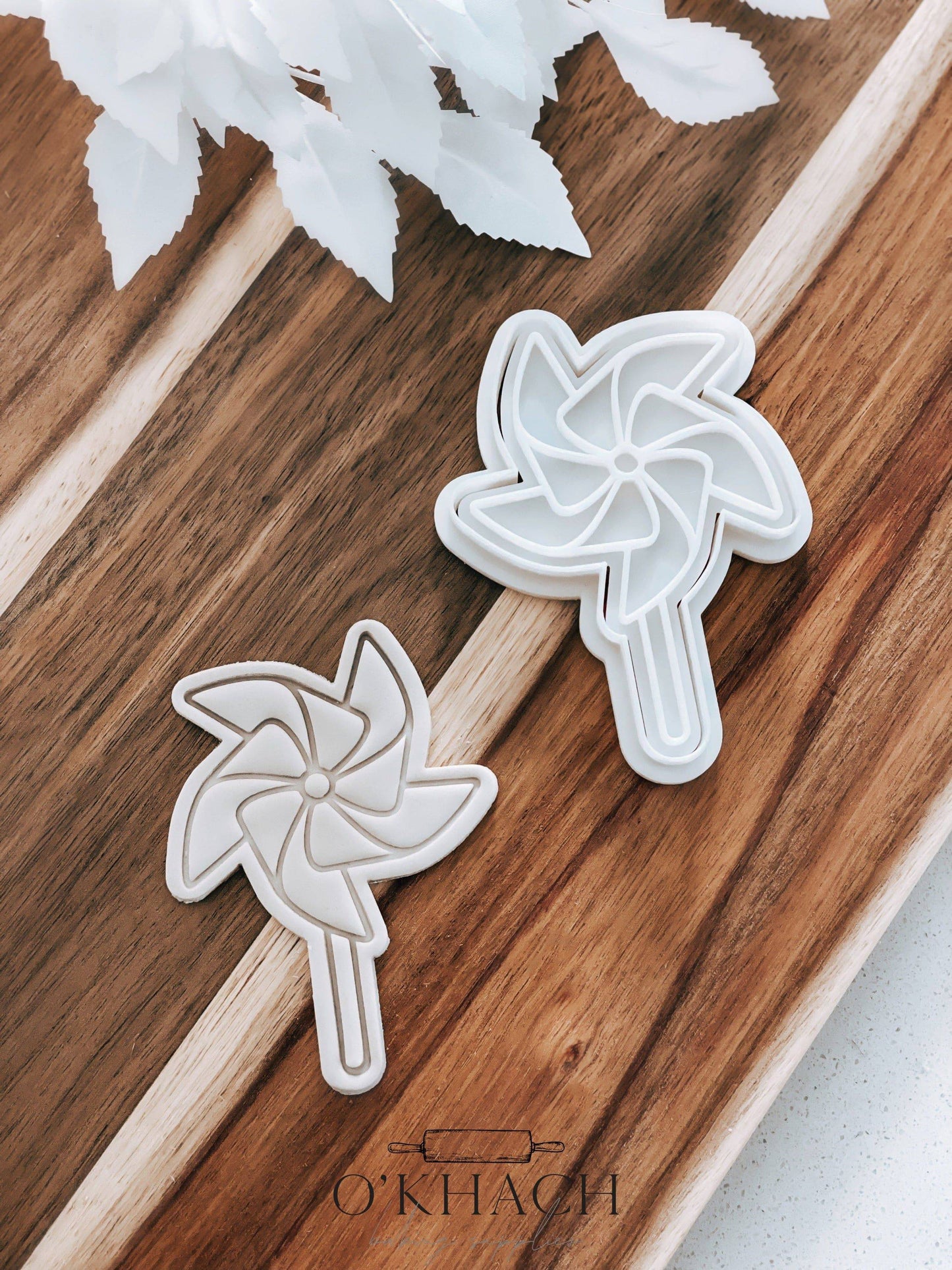 Windmill - Cookie Stamp and Cutter - Ideal for Fondant & Sugar Cookies