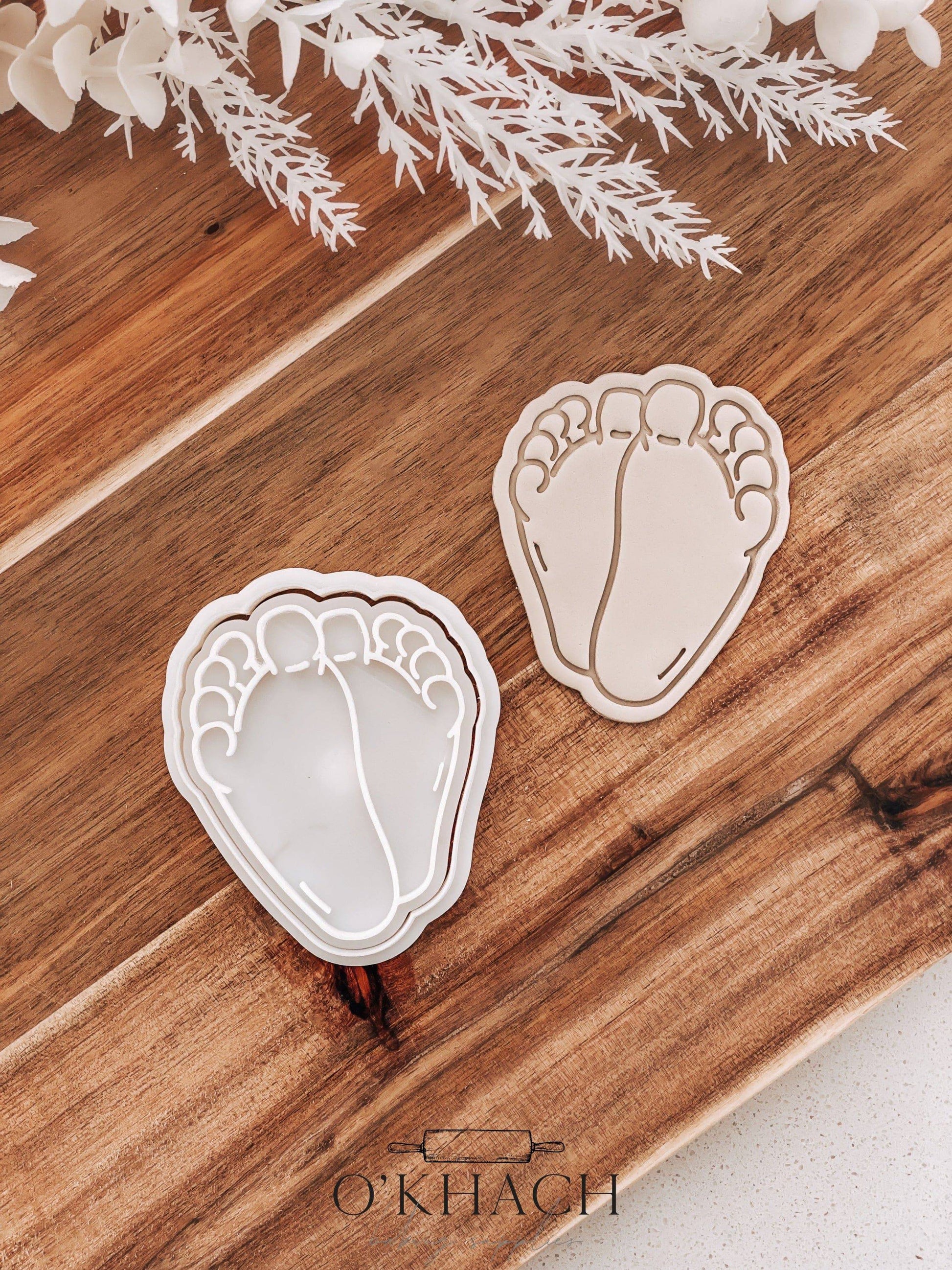 Baby Feet Stamp and Cutter - Perfect for Fondant & Sugar Cookies