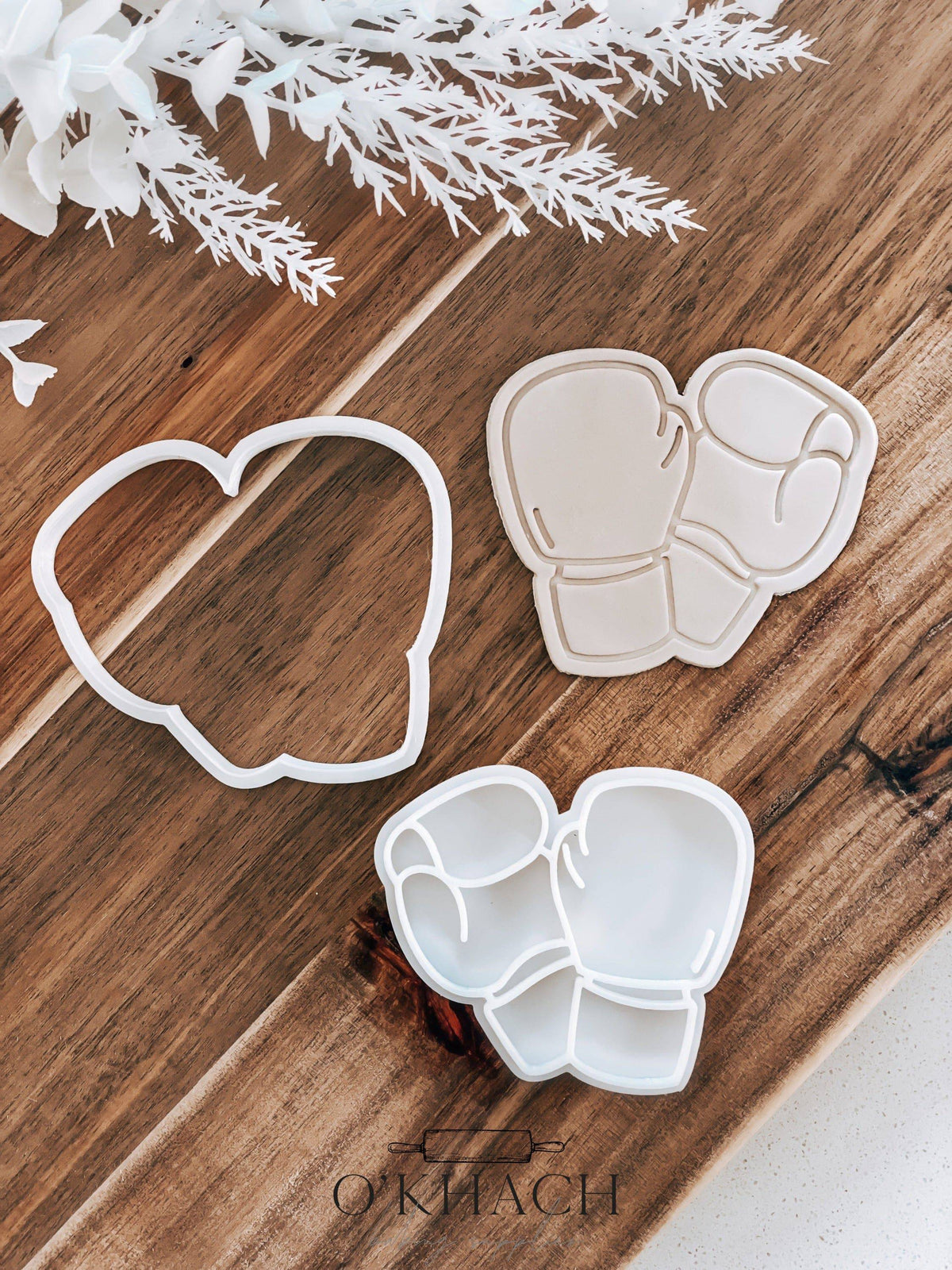 Boxing Gloves Stamp & Cutter - Perfect for Fondant & Sugar Cookies