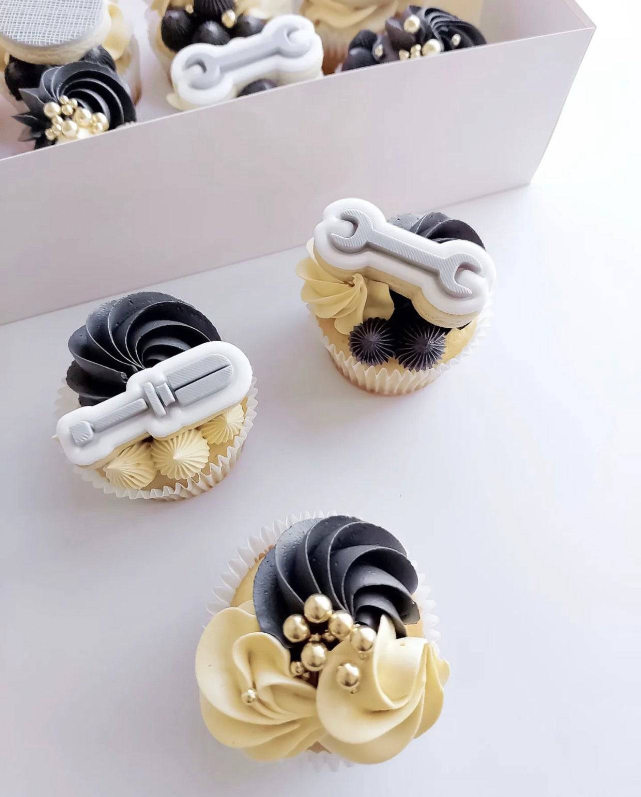 Mini Tools (Set Of 2) Stamp & Cutter - Perfect for Fondant & Sugar Cookies