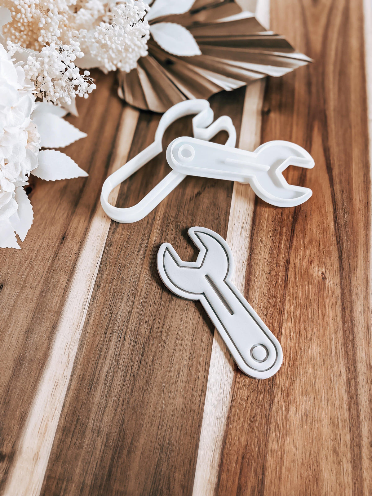 Set Of 4 Tools Stamp & Cutter - Perfect for Fondant & Sugar Cookies