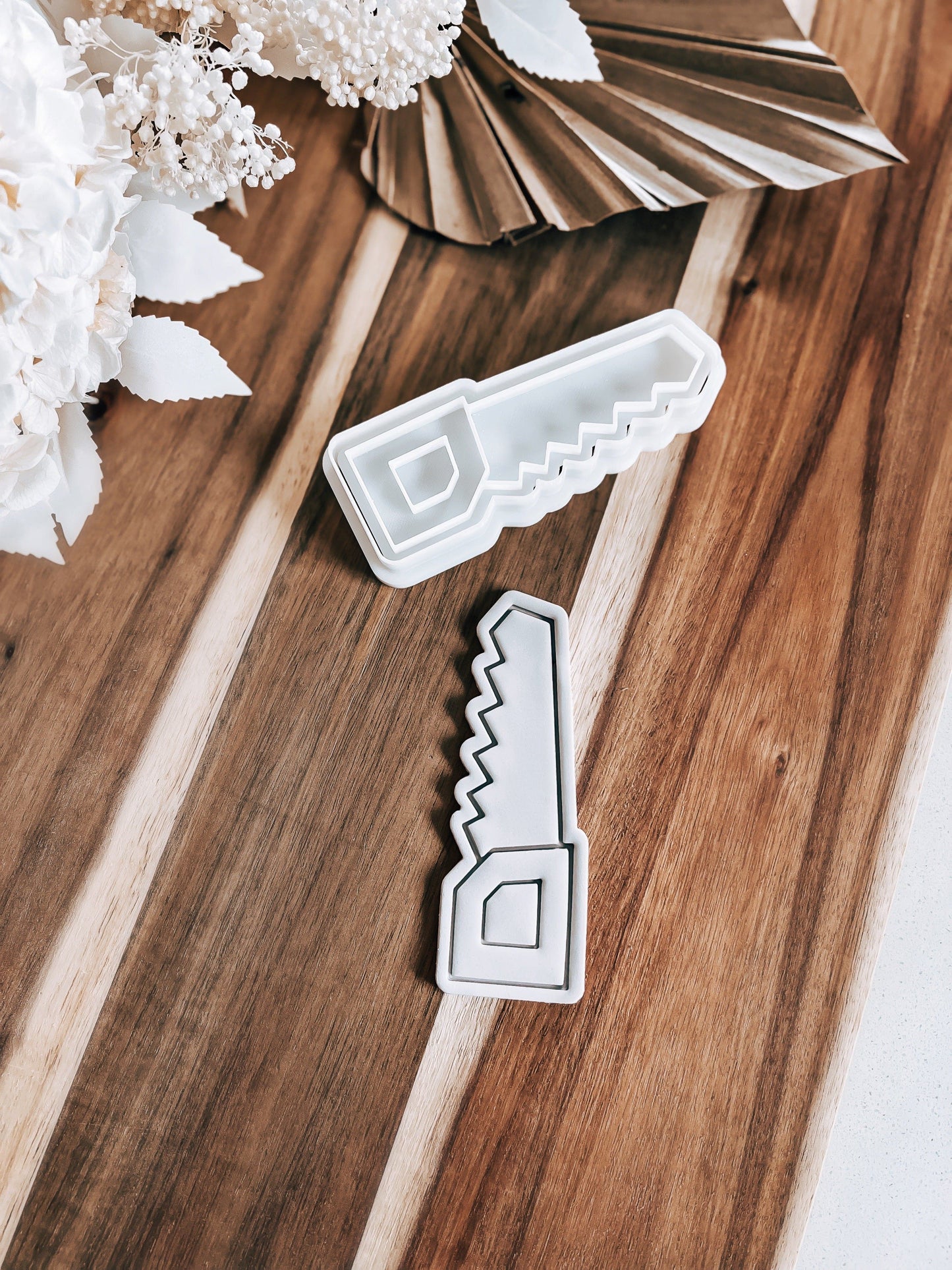 Set Of 4 Tools Stamp & Cutter - Perfect for Fondant & Sugar Cookies