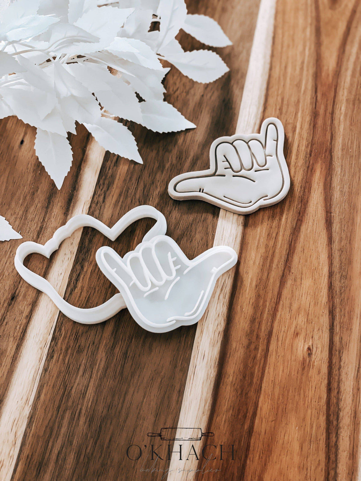 Shaka Hand Stamp & Cutter - Perfect for Fondant & Sugar Cookies