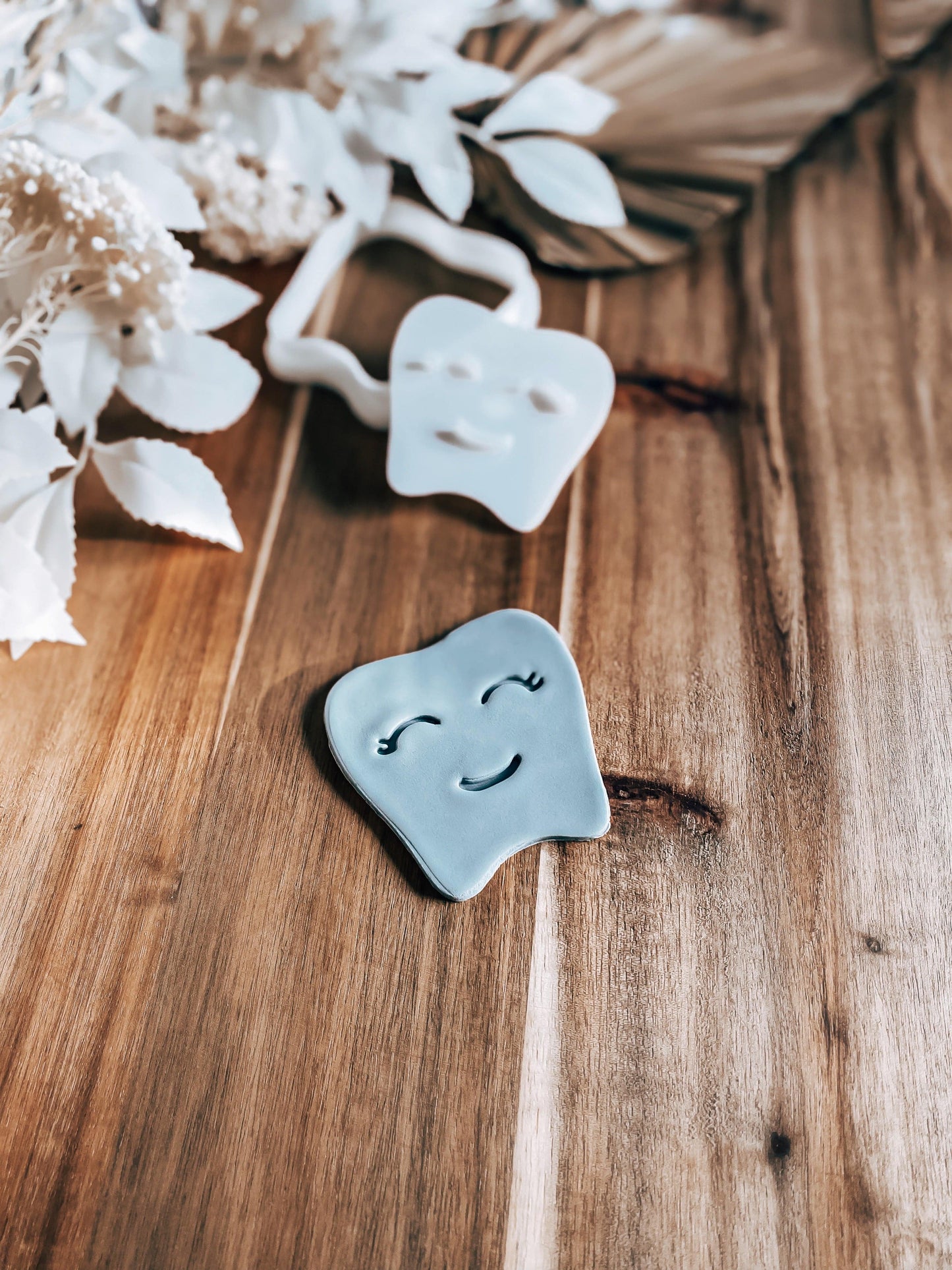 Tooth Stamp and Cutter - Perfect for Fondant & Sugar Cookies
