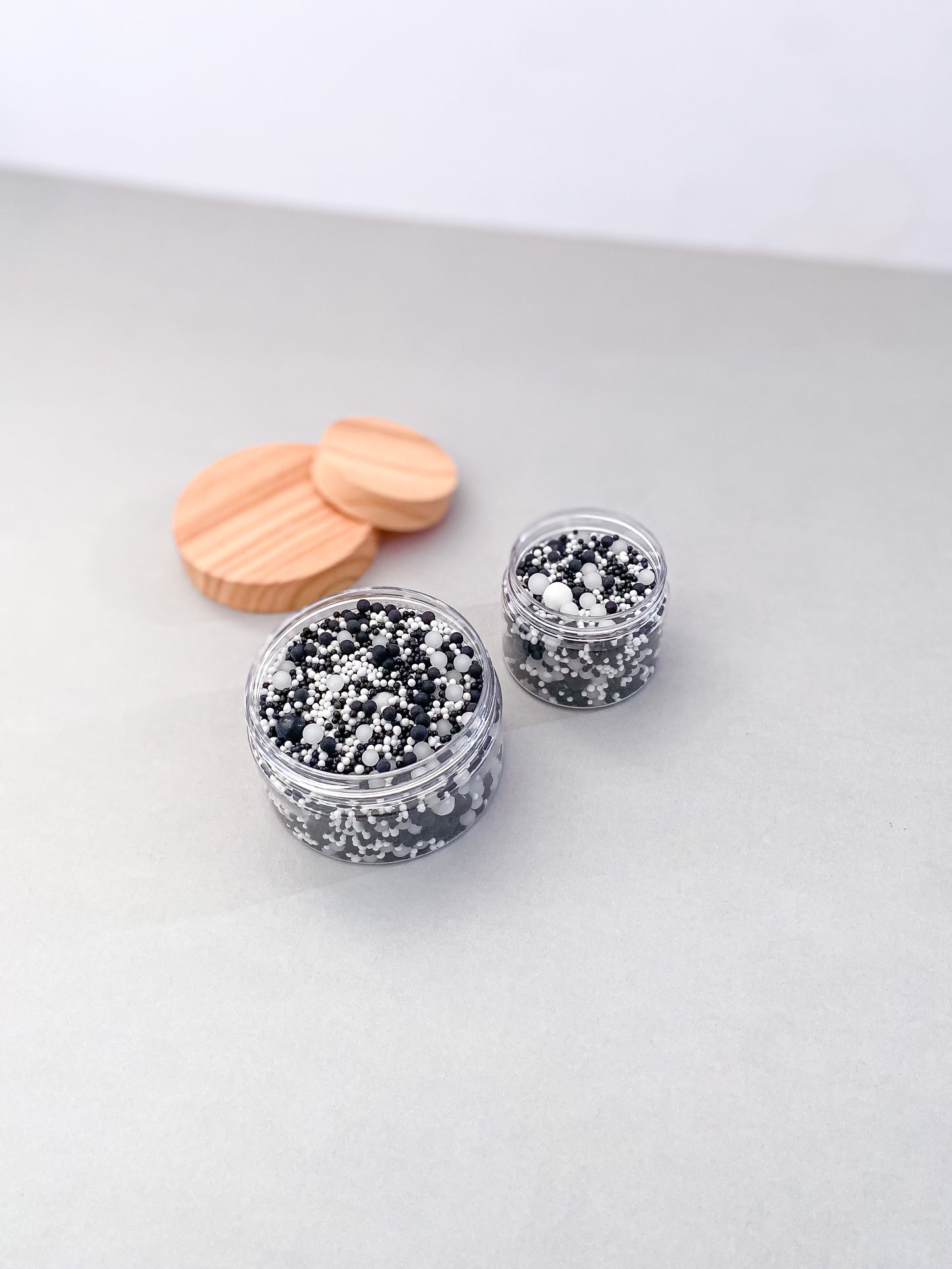 Dalmation – Edible Sprinkles for Cakes, Cookies & Cupcakes