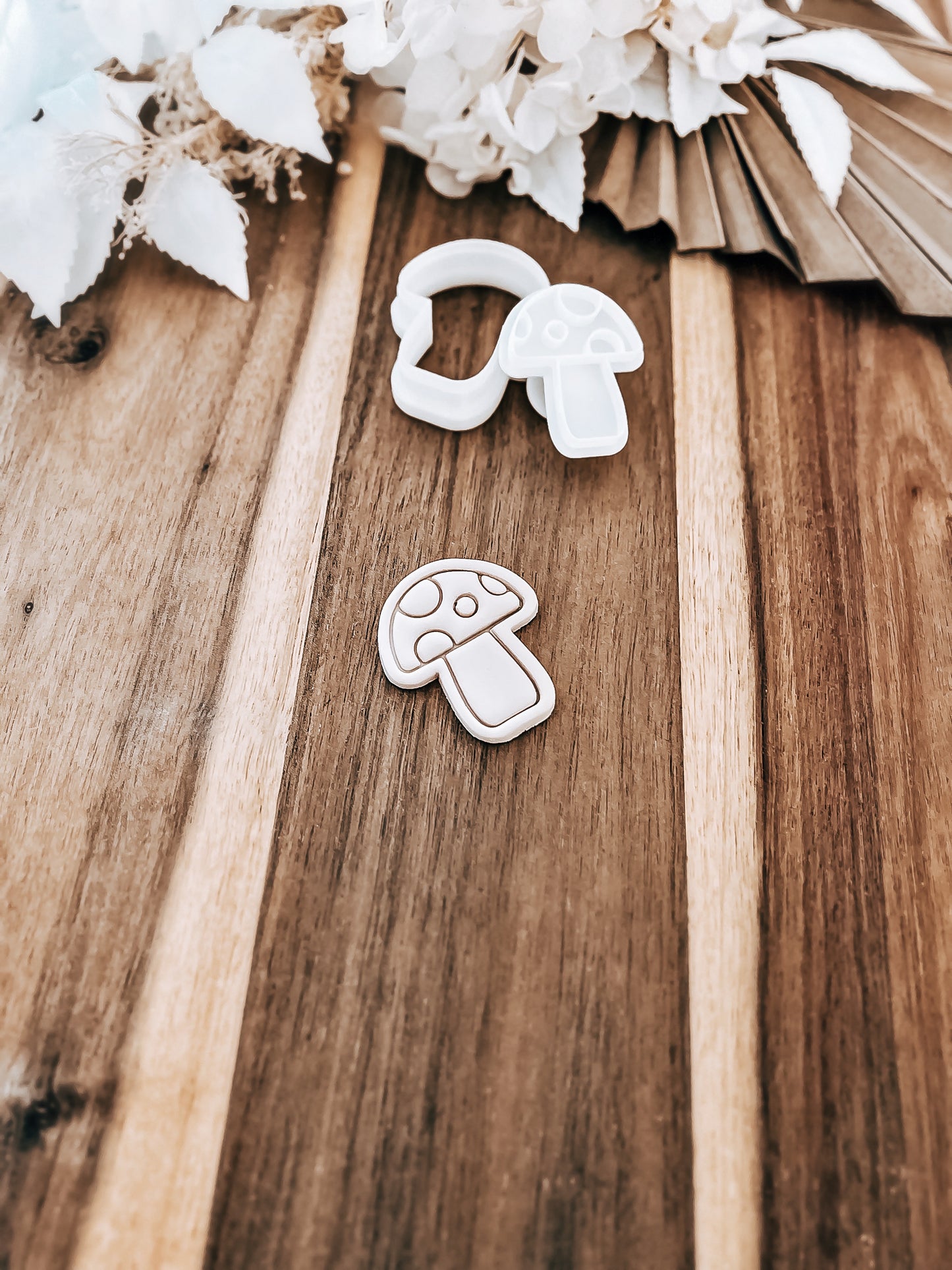Mini Mushrooms (Set Of 2) Stamp & Cutter - Perfect for Fondant & Sugar Cookies