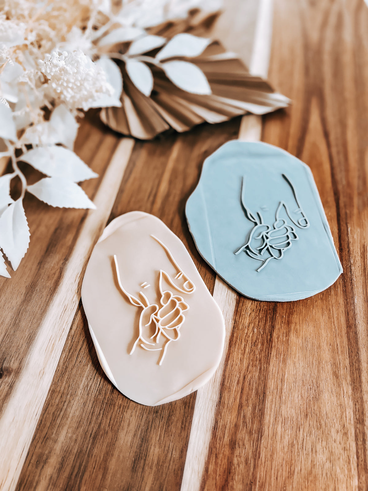 Dad's Hand 'UP' Stamp - Perfect for Fondant & Sugar Cookies