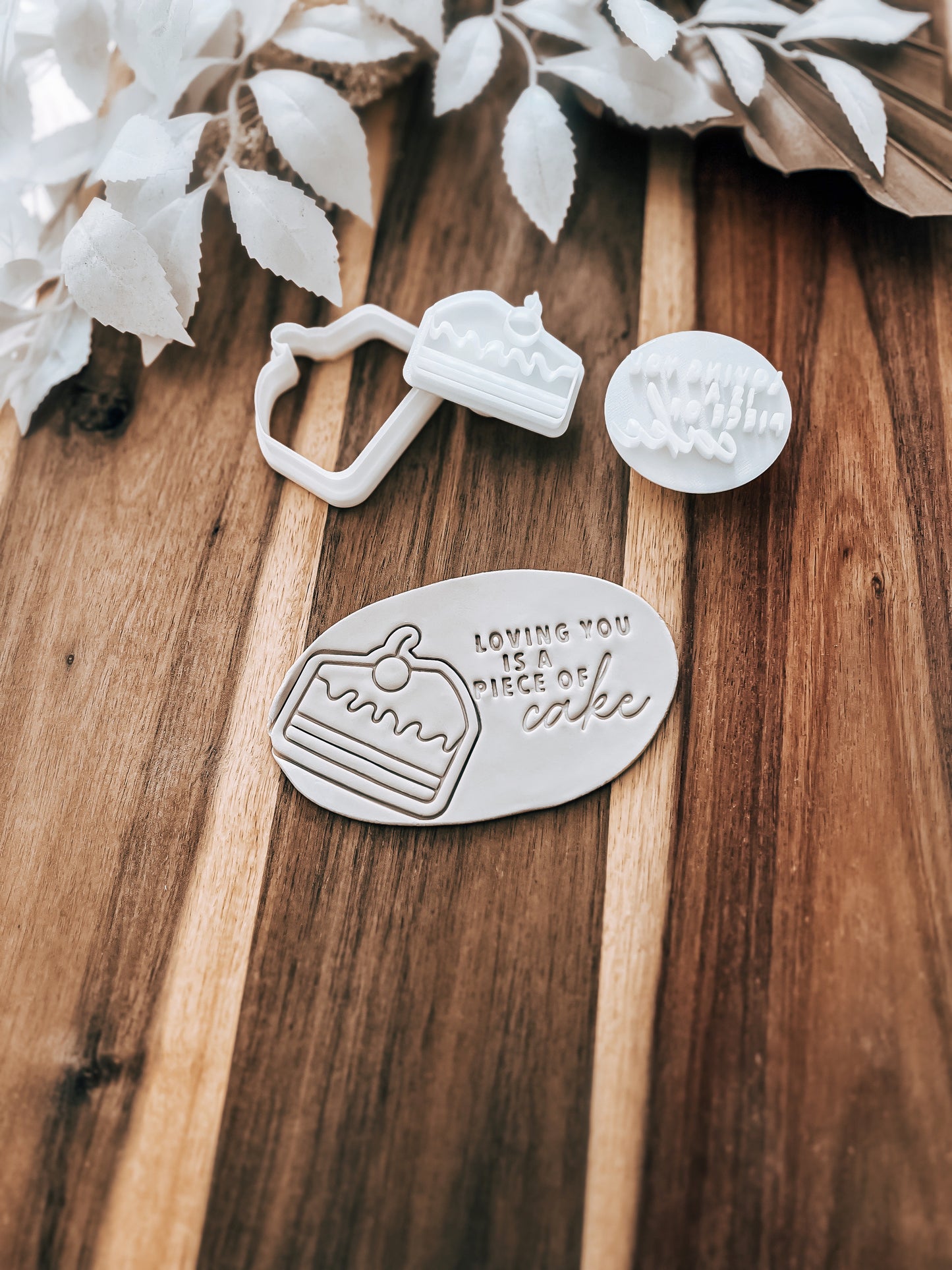 Mini Loving you Is a Piece Of Cake (SET) - Cookie Stamp & Cutter - Ideal for Fondant & Sugar Cookies