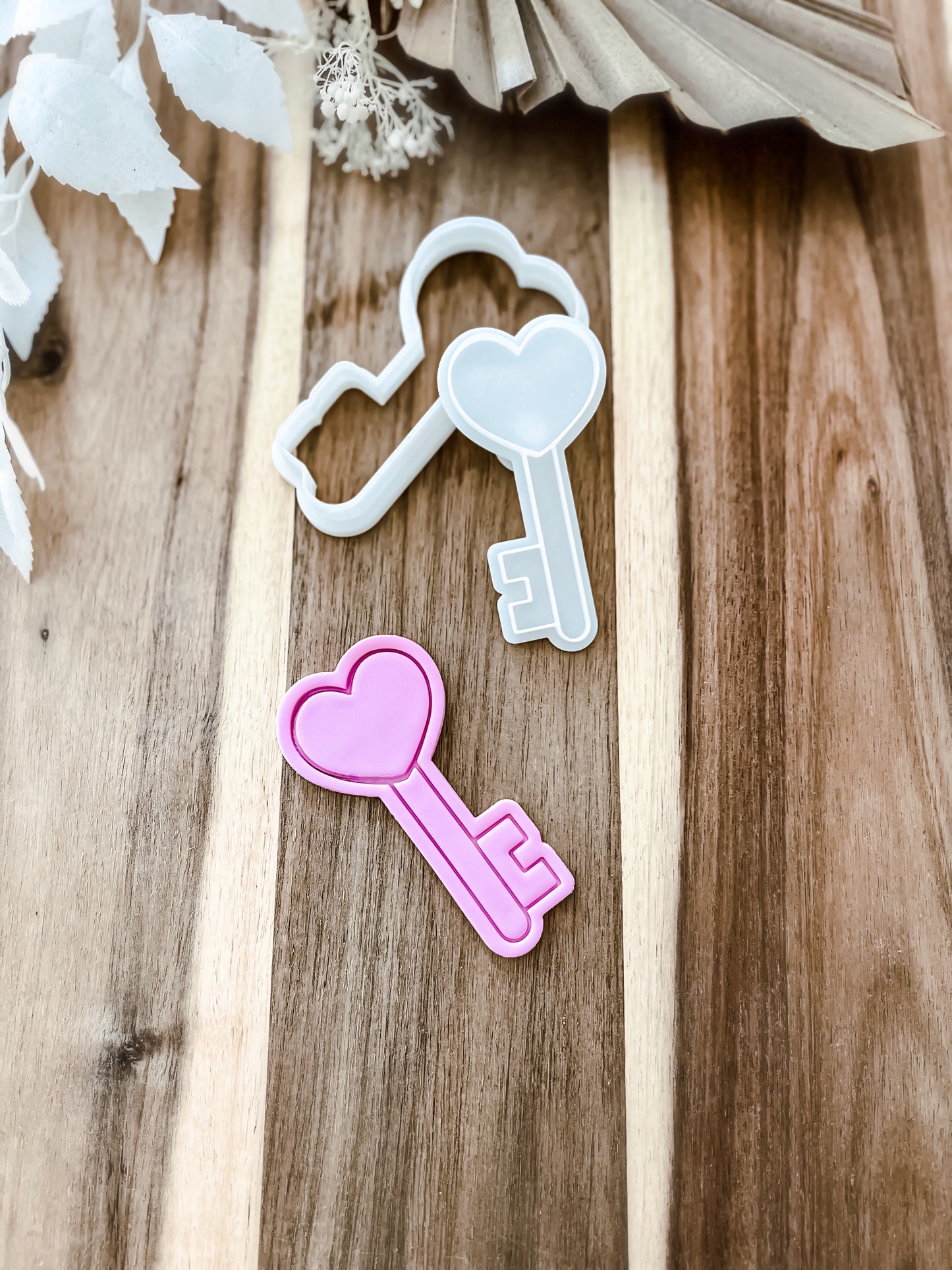Love Key - Cookie Stamp & Cutter - Ideal for Fondant & Sugar Cookies