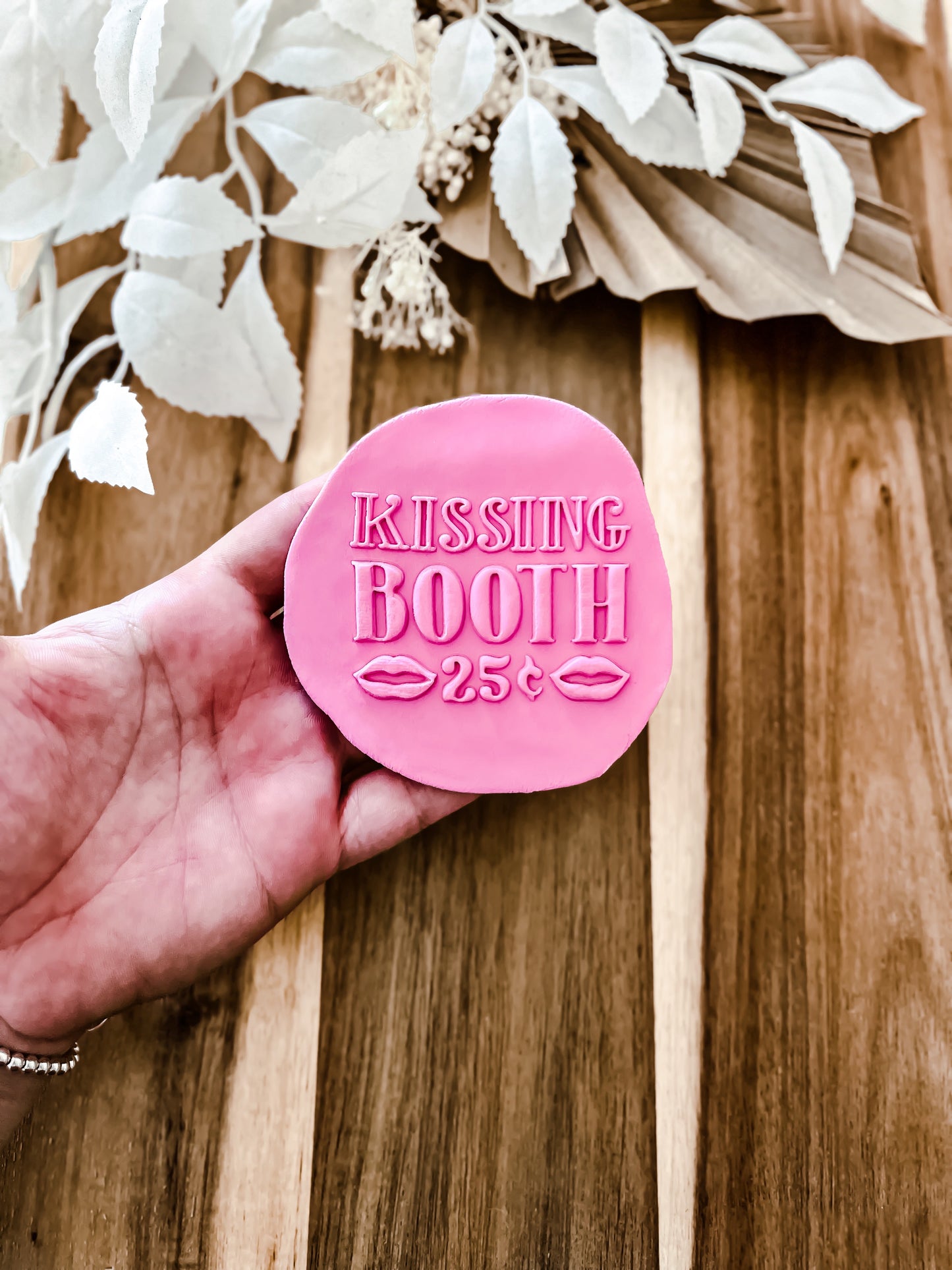 Kissing Booth 'UP' - Cookie Stamp - Ideal for Fondant & Sugar Cookies