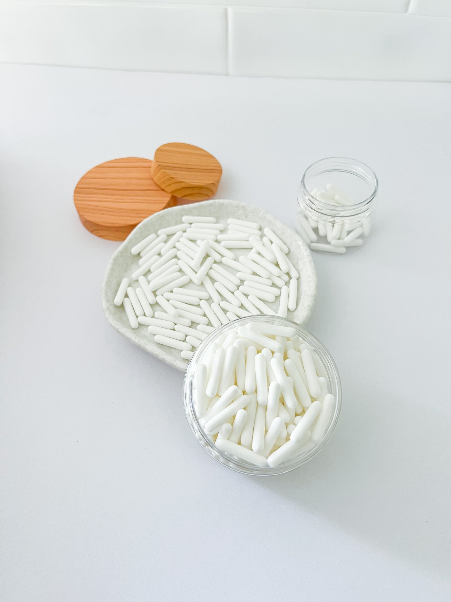 Matte White Rods – Edible Sprinkles for Cakes, Cookies & Cupcakes