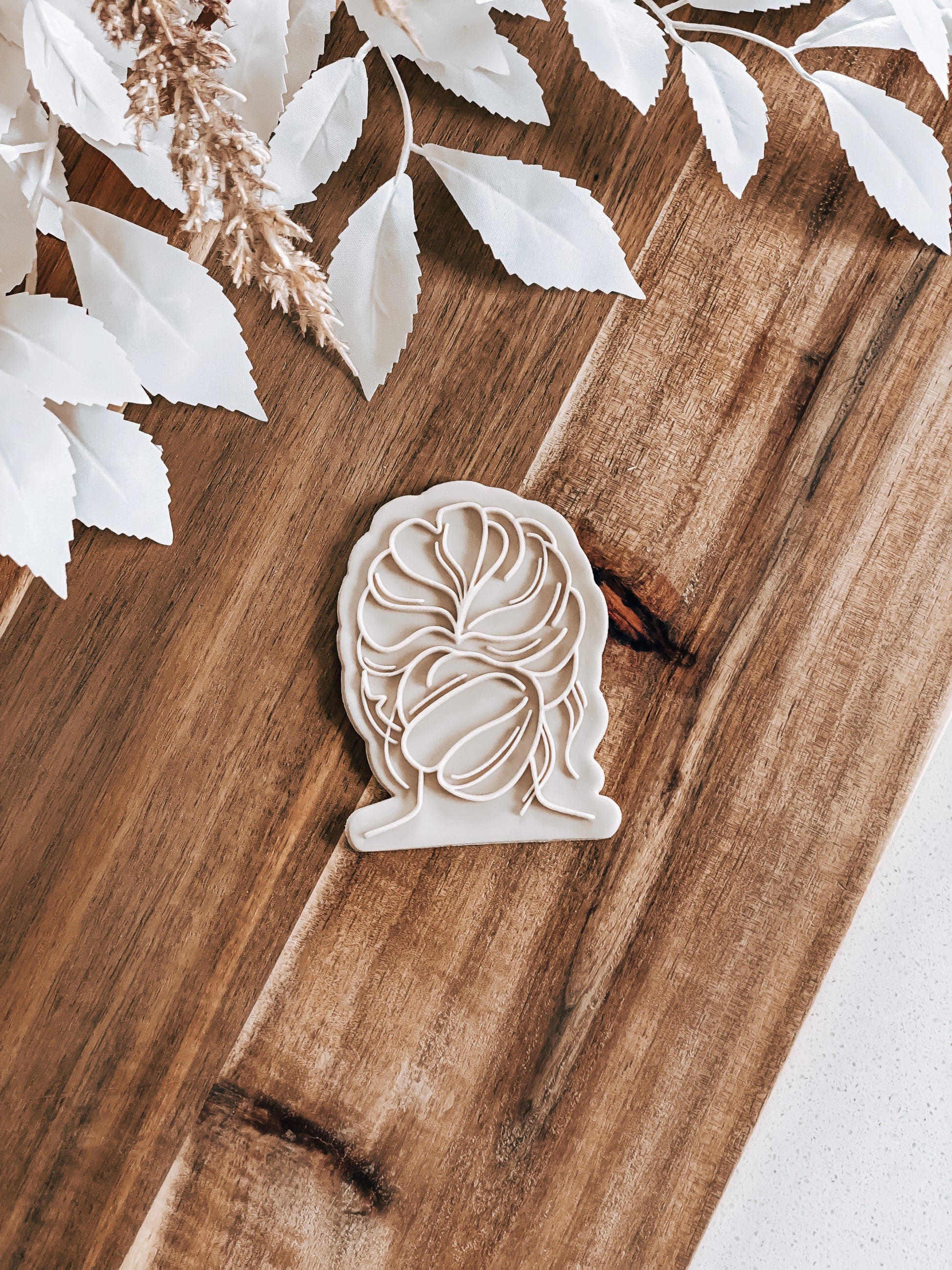 Bridal Bun 'UP' Stamp & Cutter - Perfect for Fondant & Sugar Cookies