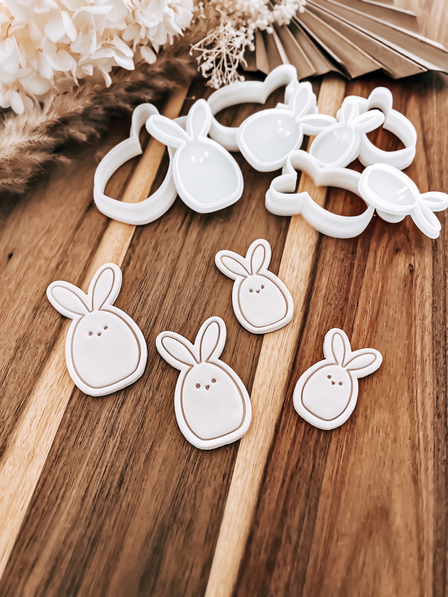 Mini Little Egg Bunnies - Cookie Stamp & Cutter - Ideal for Fondant & Sugar Cookies