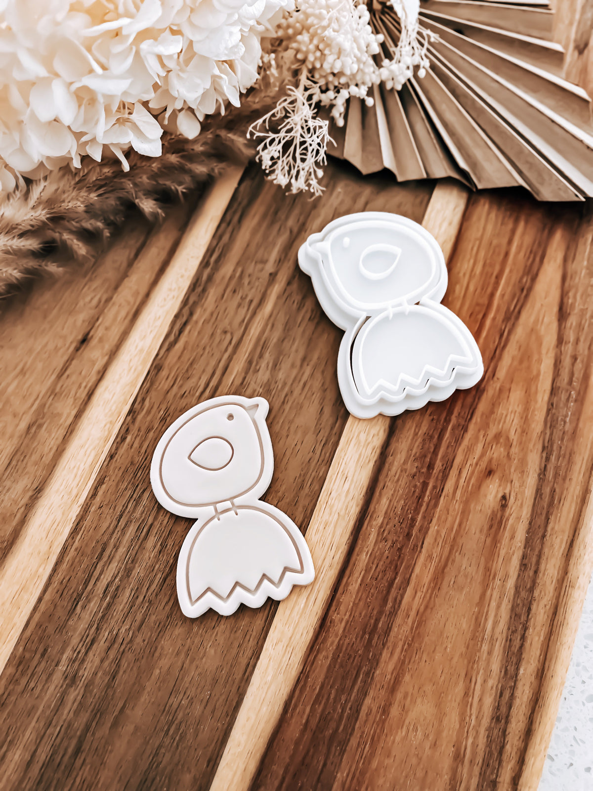 Hatching Little Chick - Cookie Stamp & Cutter - Ideal for Fondant & Sugar Cookies