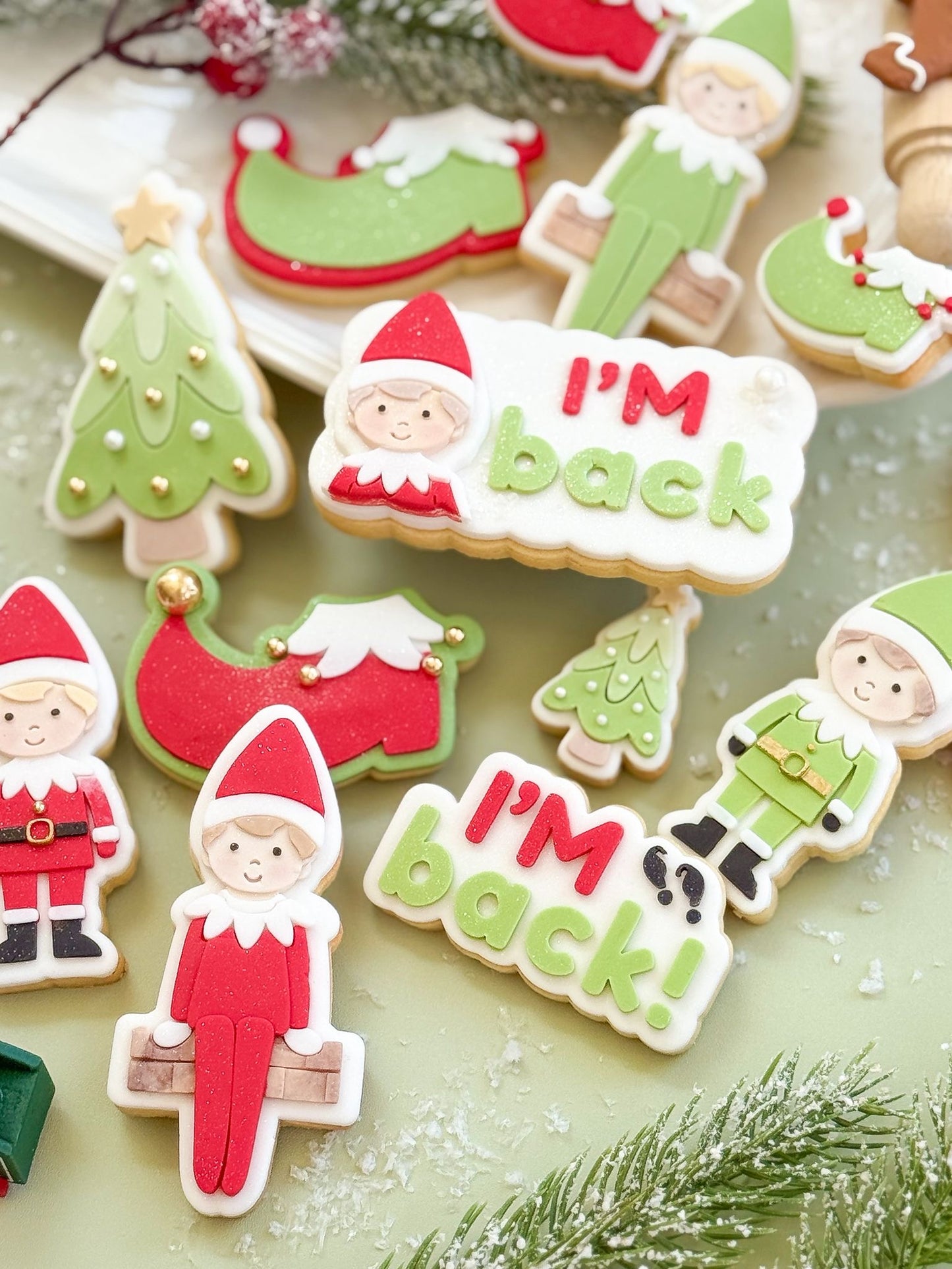 Sitting Elf - Cookie Stamp and Cutter