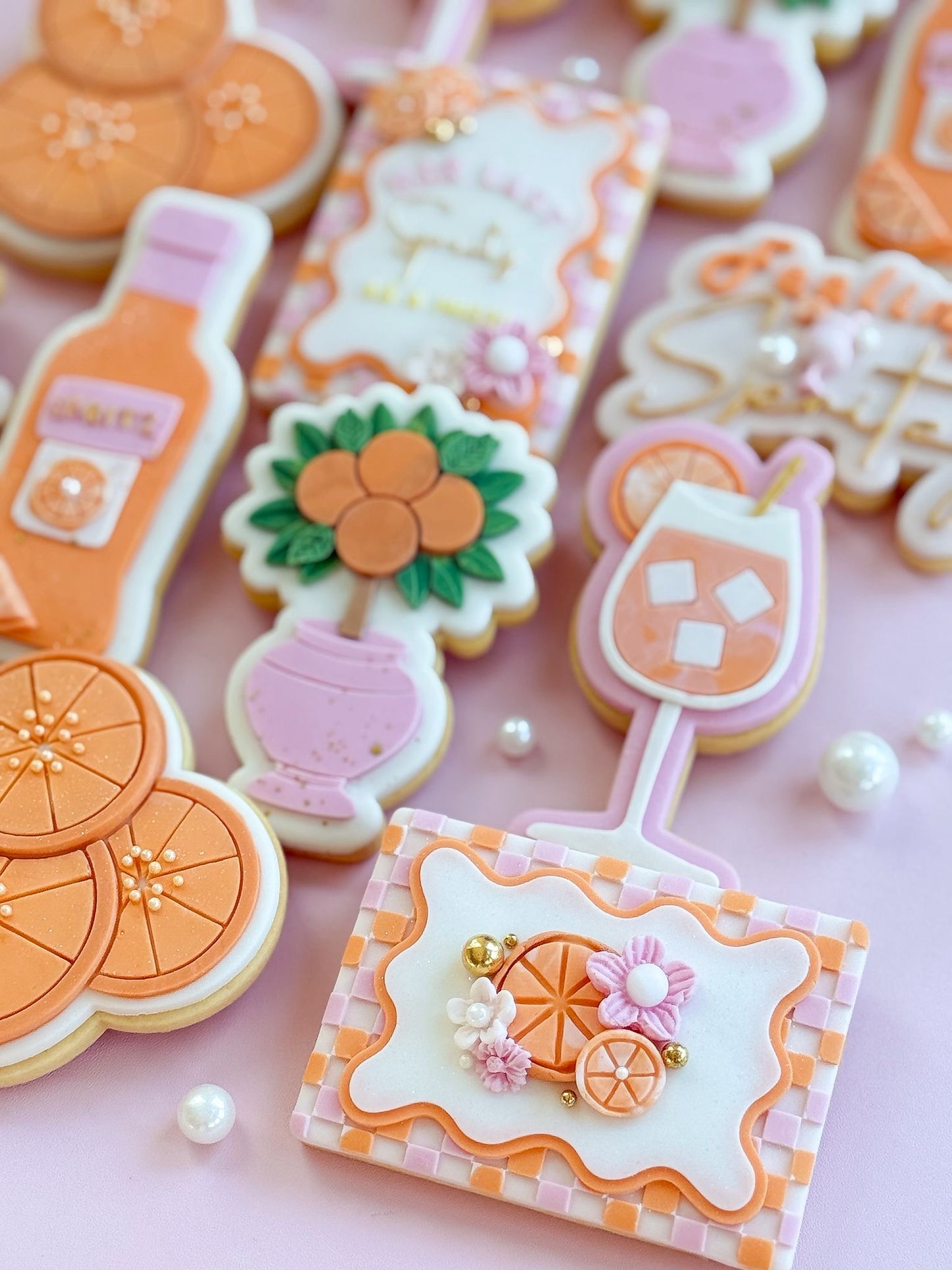 Wavy Border (Checkered) - Cookie Stamp and Cutter