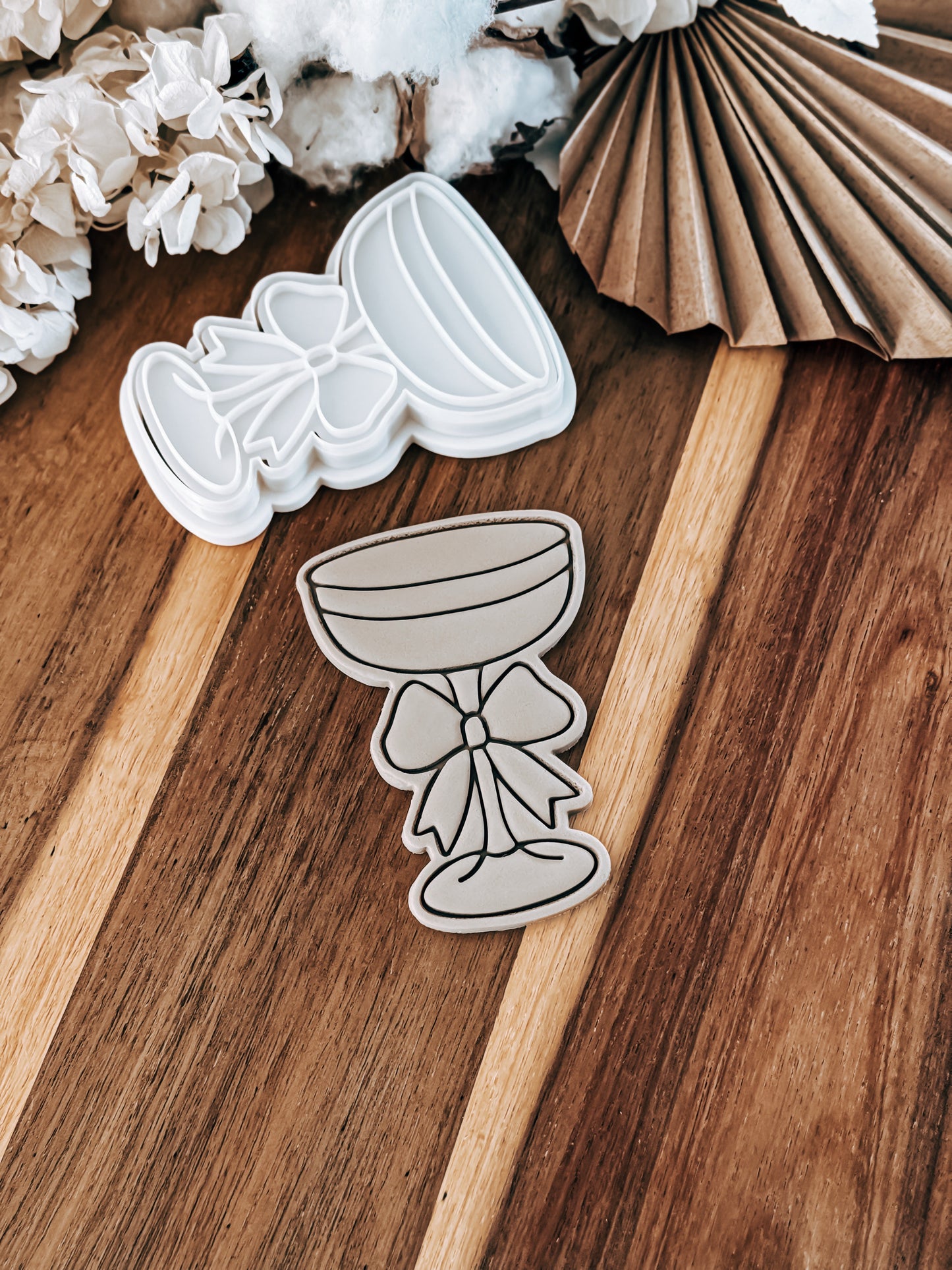 Coupe Glass with Bow Stamp and Cutter - Ideal for Fondant & Sugar Cookies