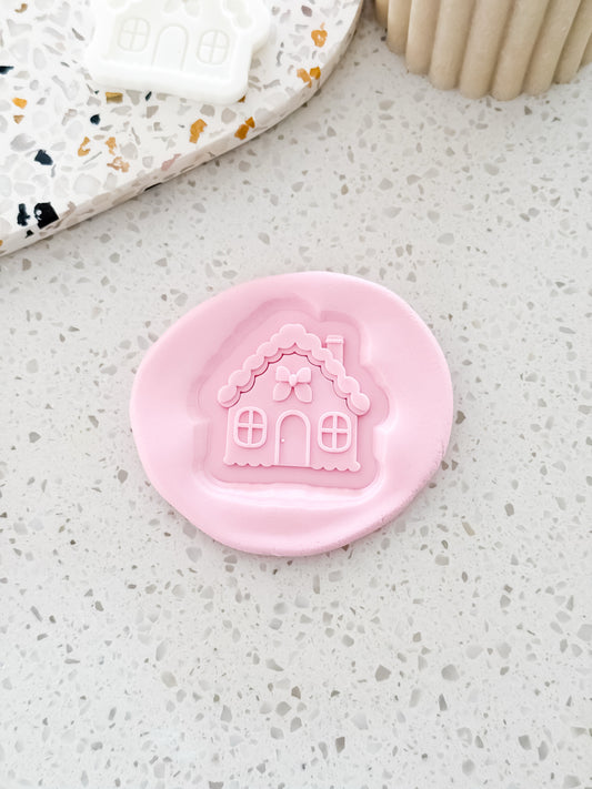 Mini Gingerbread House Stamp & Cutter - Perfect for Fondant & Sugar Cookies