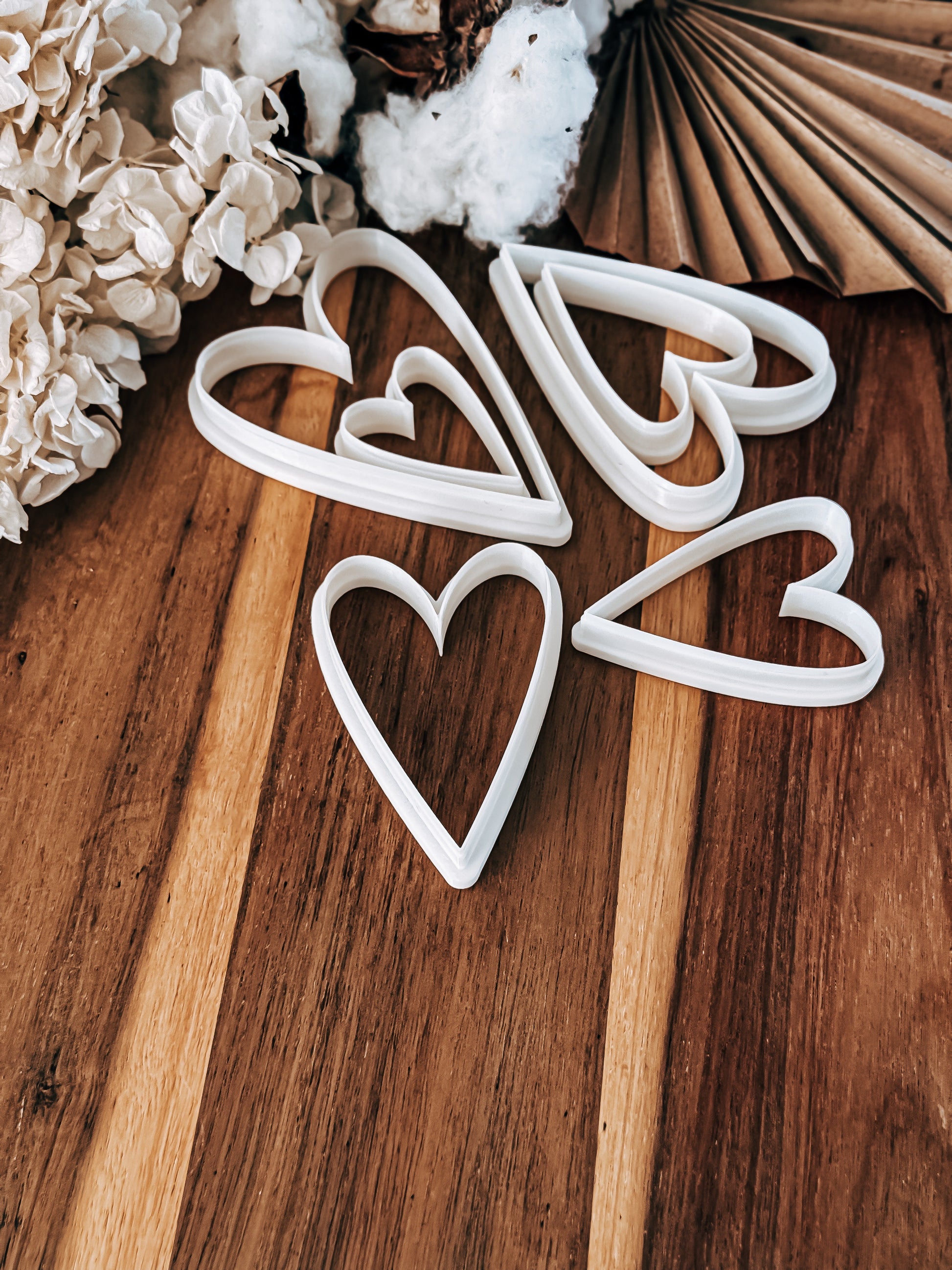Slim Heart Cookie Cutter – Perfect for Fondant, Sugar Cookies & Baking