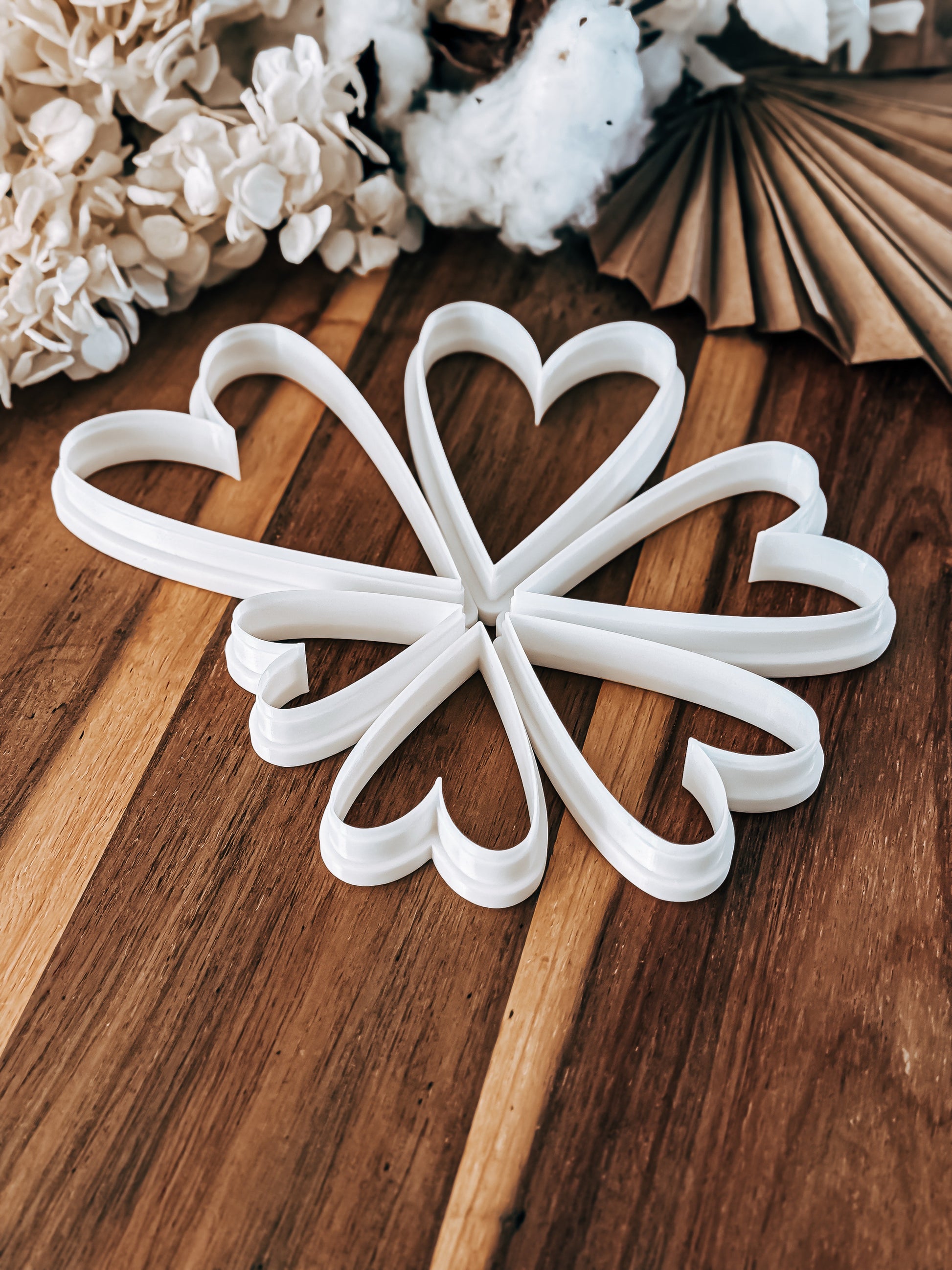 Slim Heart Cookie Cutter – Perfect for Fondant, Sugar Cookies & Baking