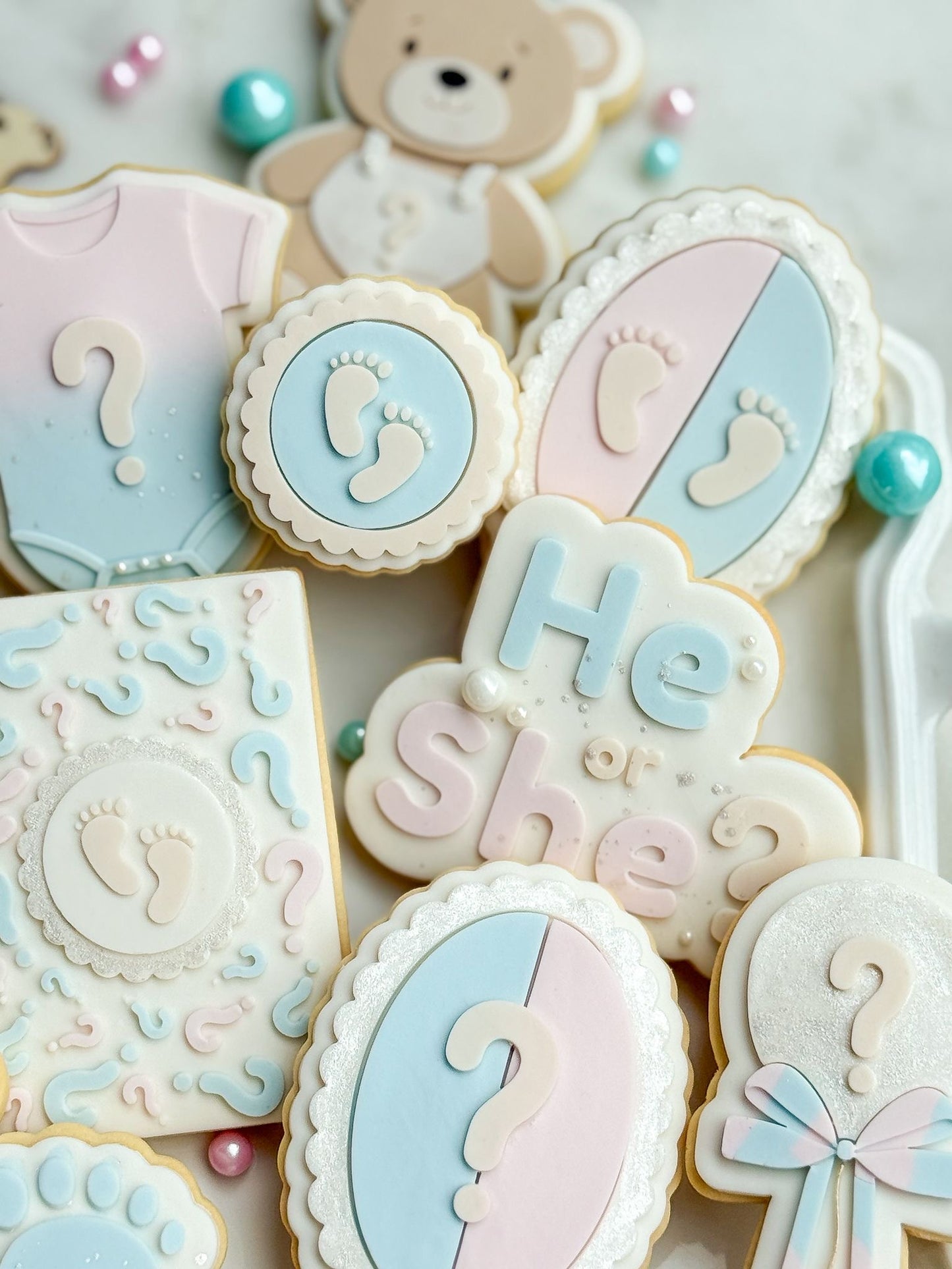 Mini Baby Feet (Scalloped) – Cookie Stamp & Cutter