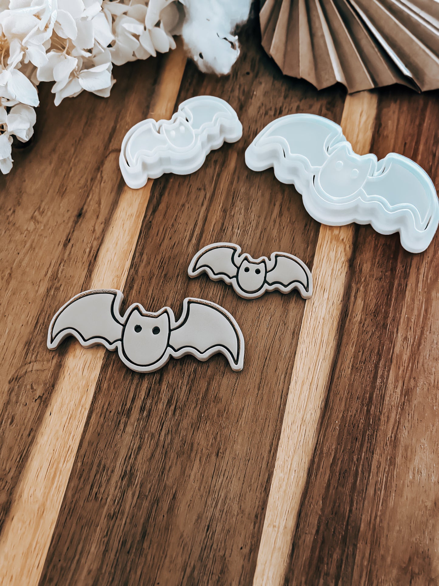 Mini Bat (Wicked) - Cookie Stamp and Cutter - Ideal for Fondant & Sugar Cookies